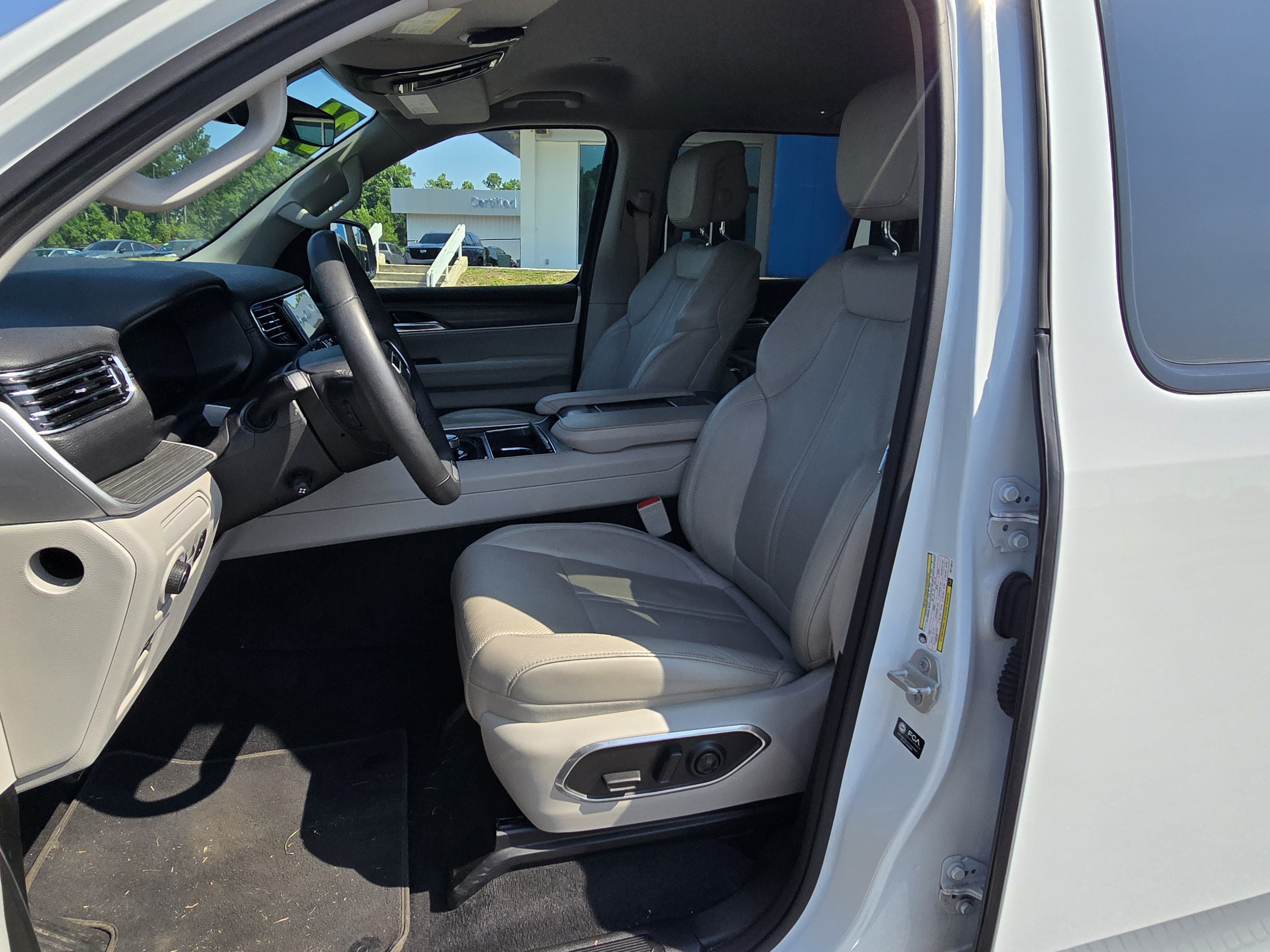 2024 Jeep Wagoneer L Series II