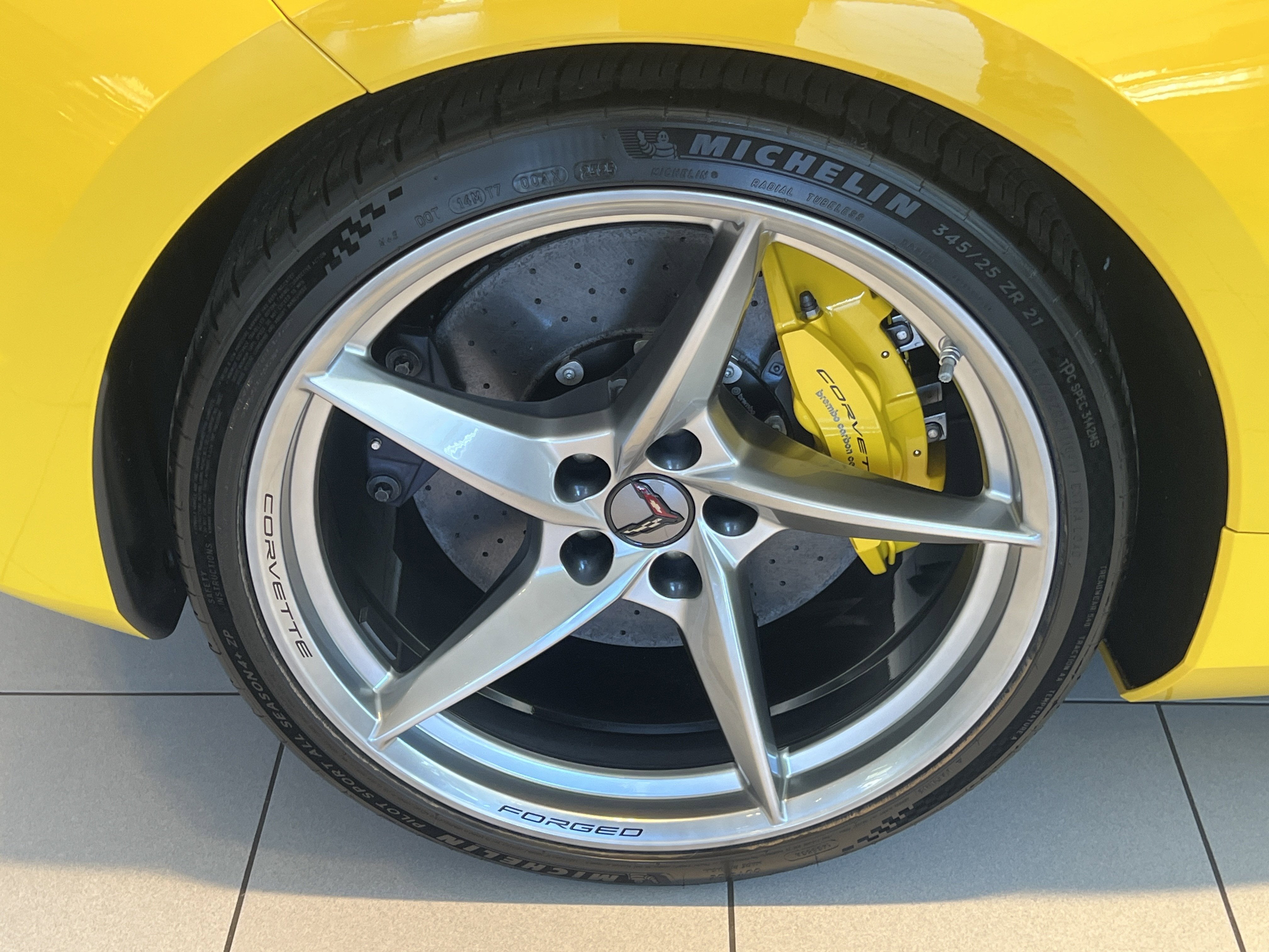 2026 Chevrolet Corvette E-Ray 2LZ