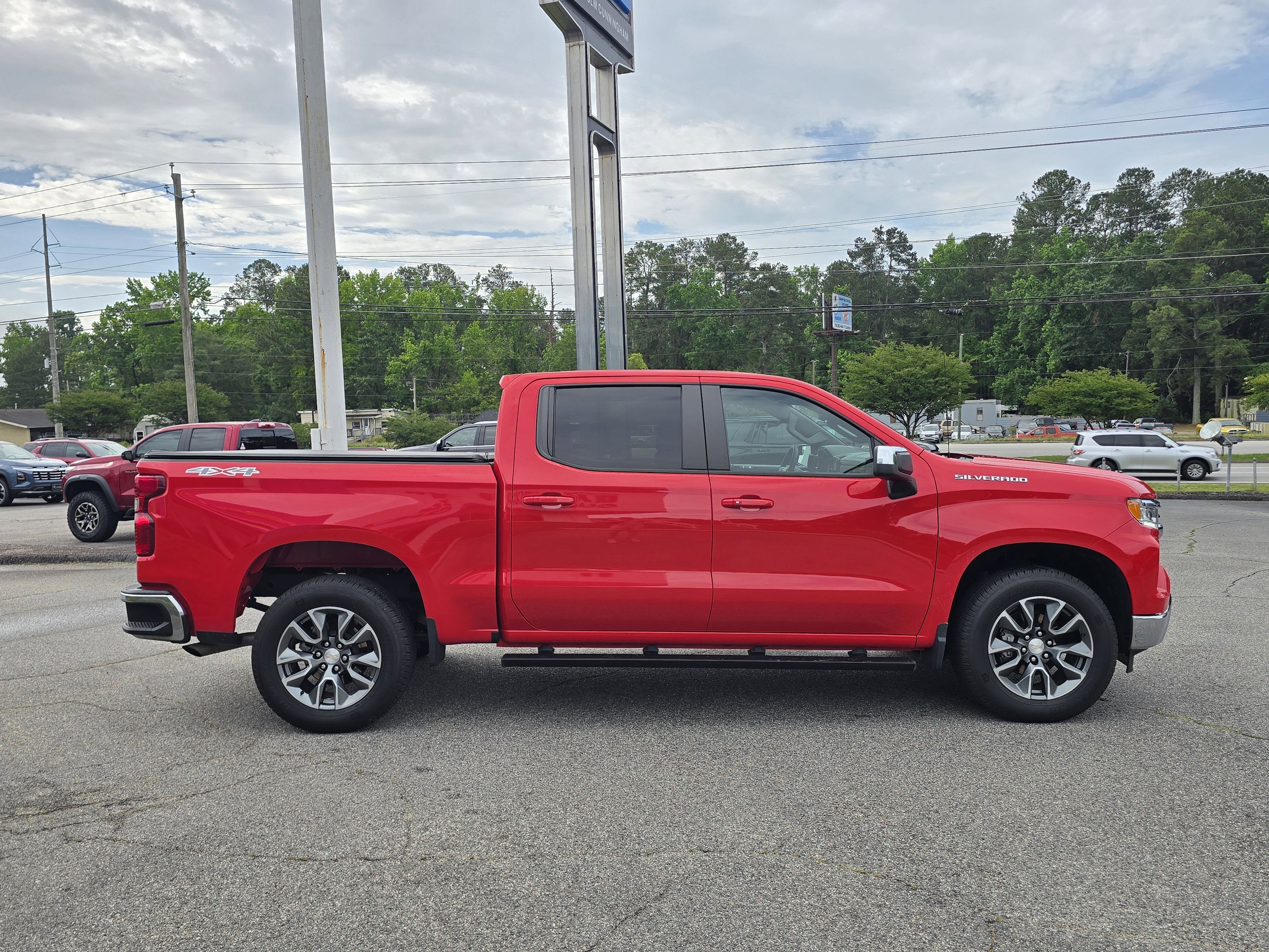 2024 Chevrolet Silverado 1500 LT (2FL)
