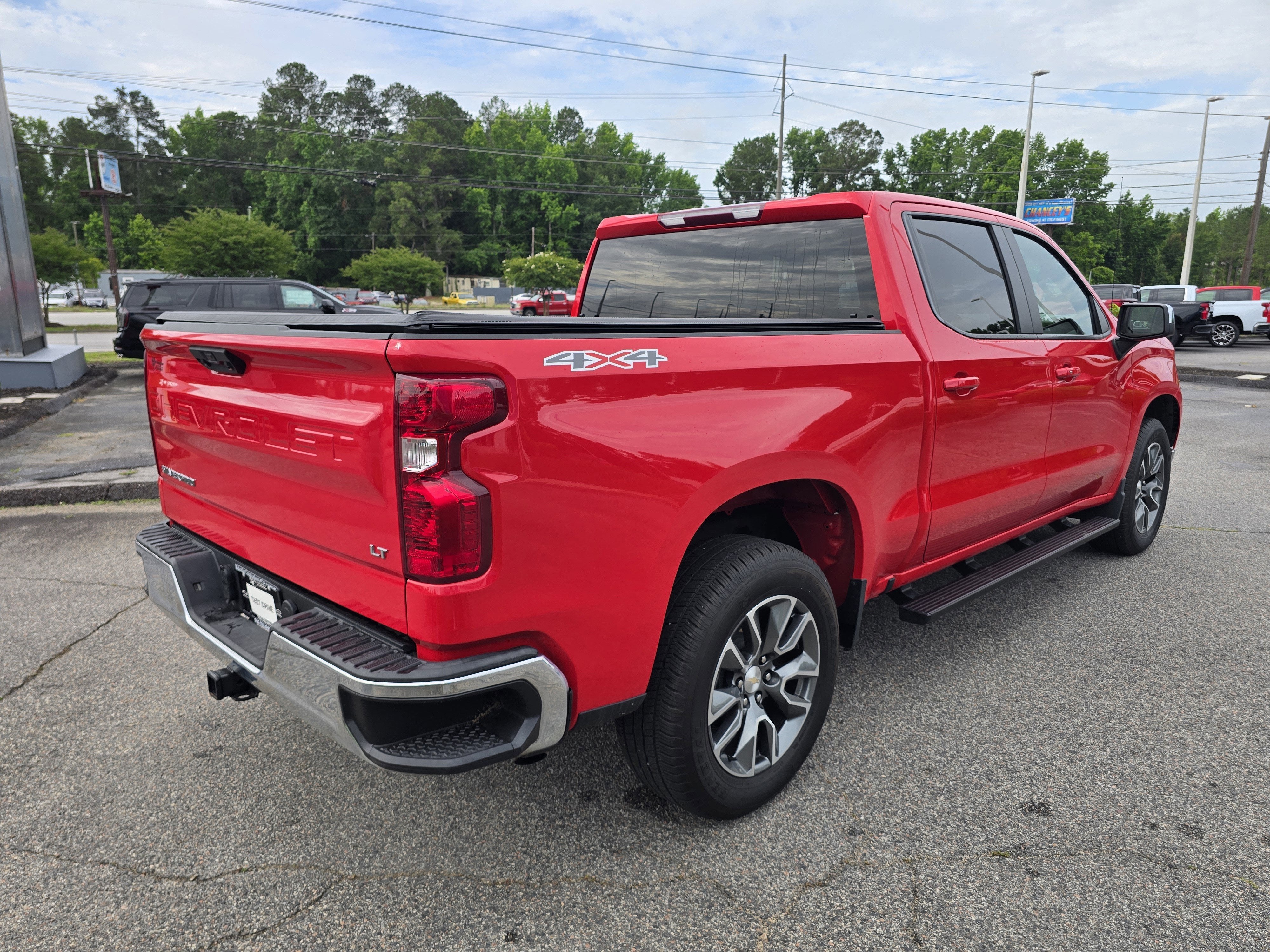 2024 Chevrolet Silverado 1500 LT (2FL)