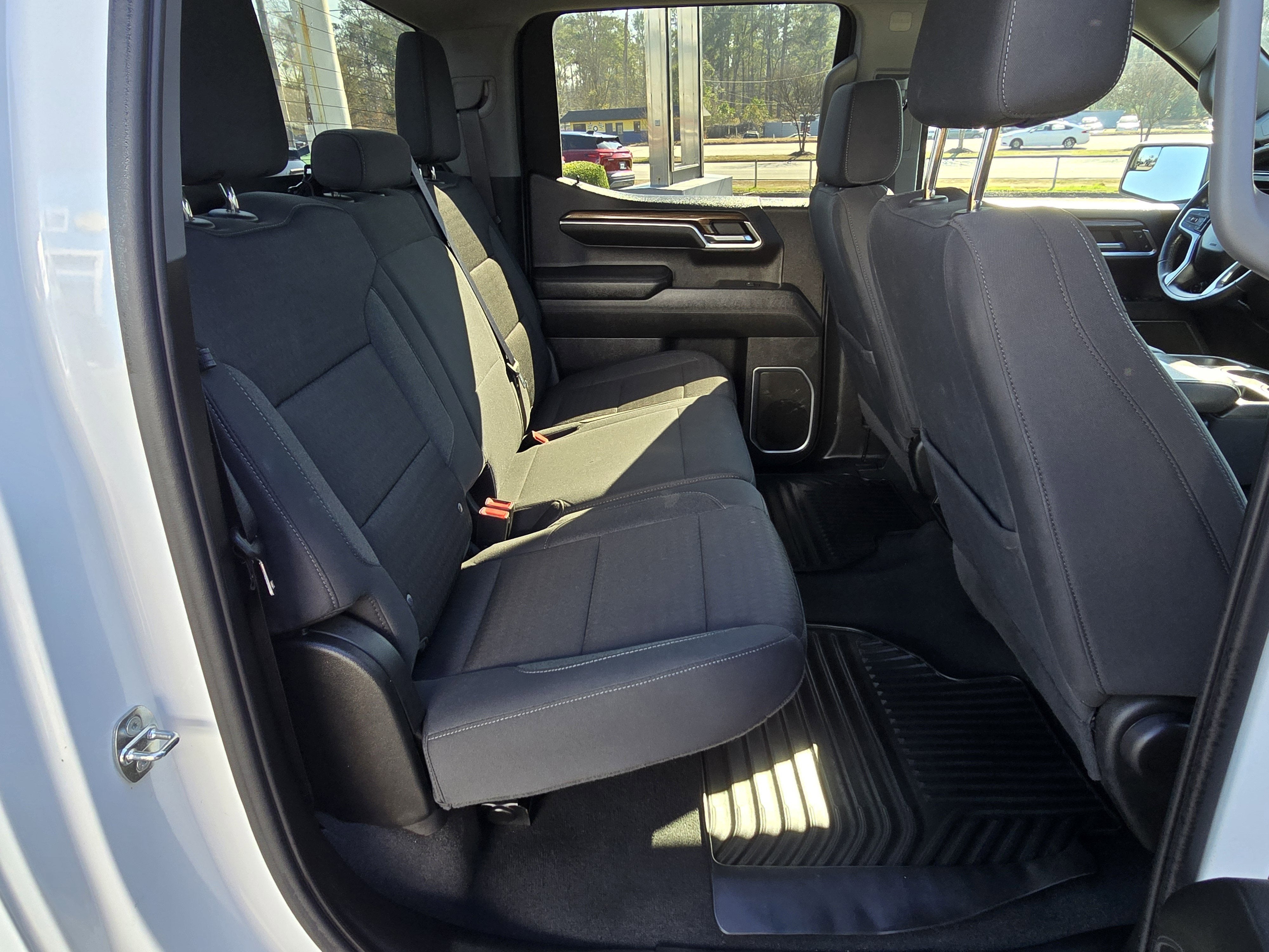 2022 Chevrolet Silverado 1500 LT (2FL)