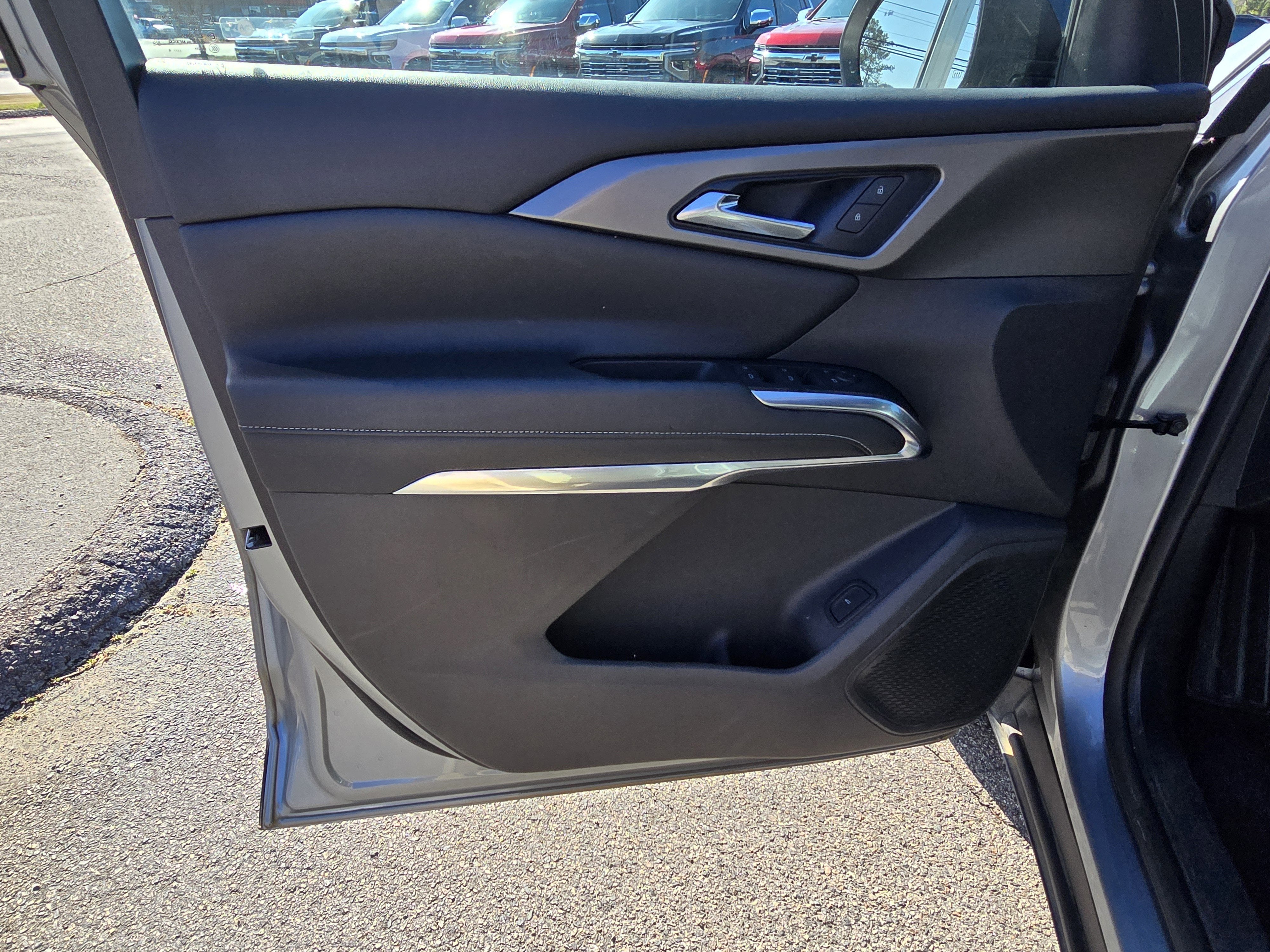 2024 Chevrolet Traverse LS