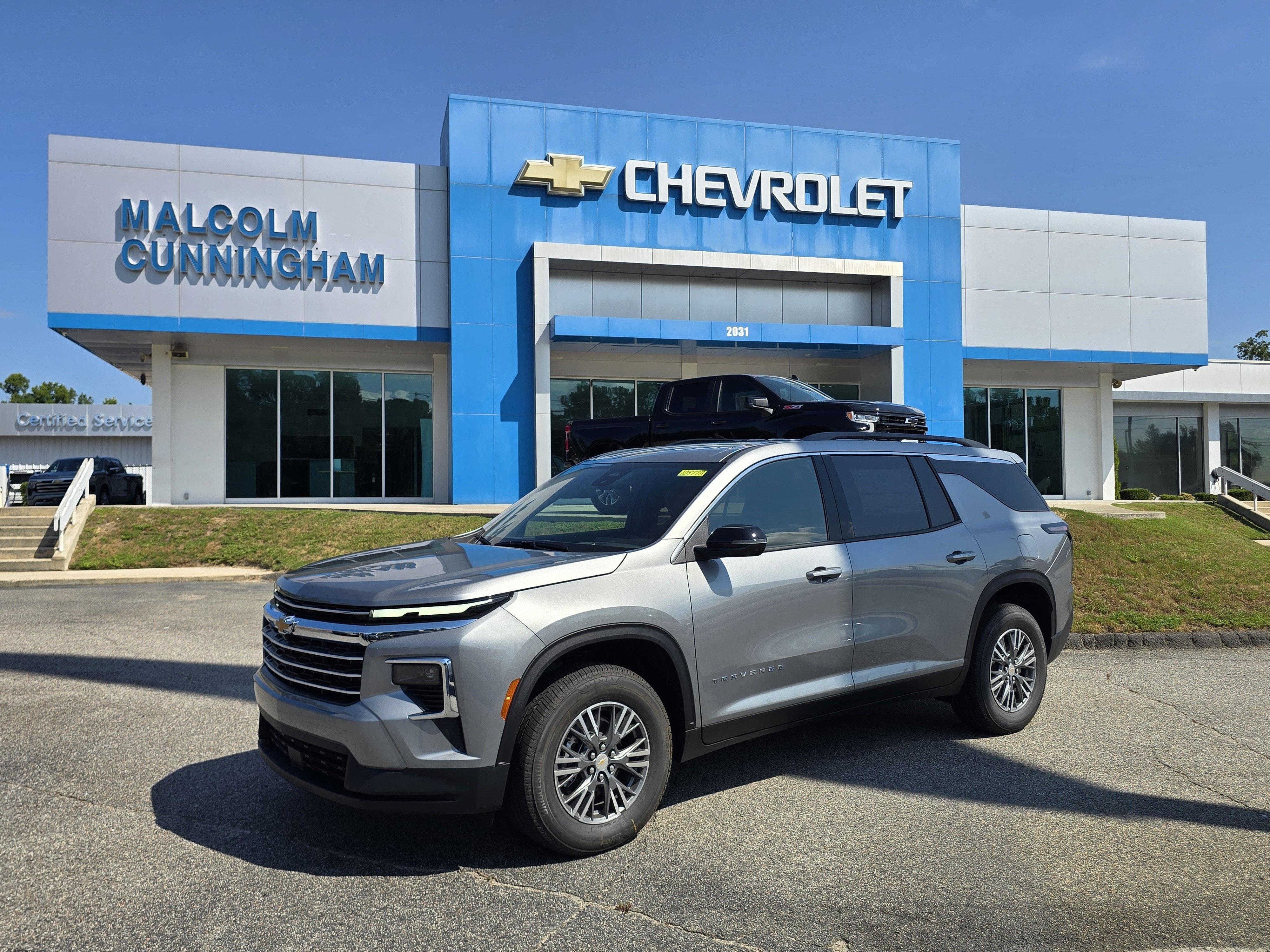 2027 Chevrolet Traverse LT