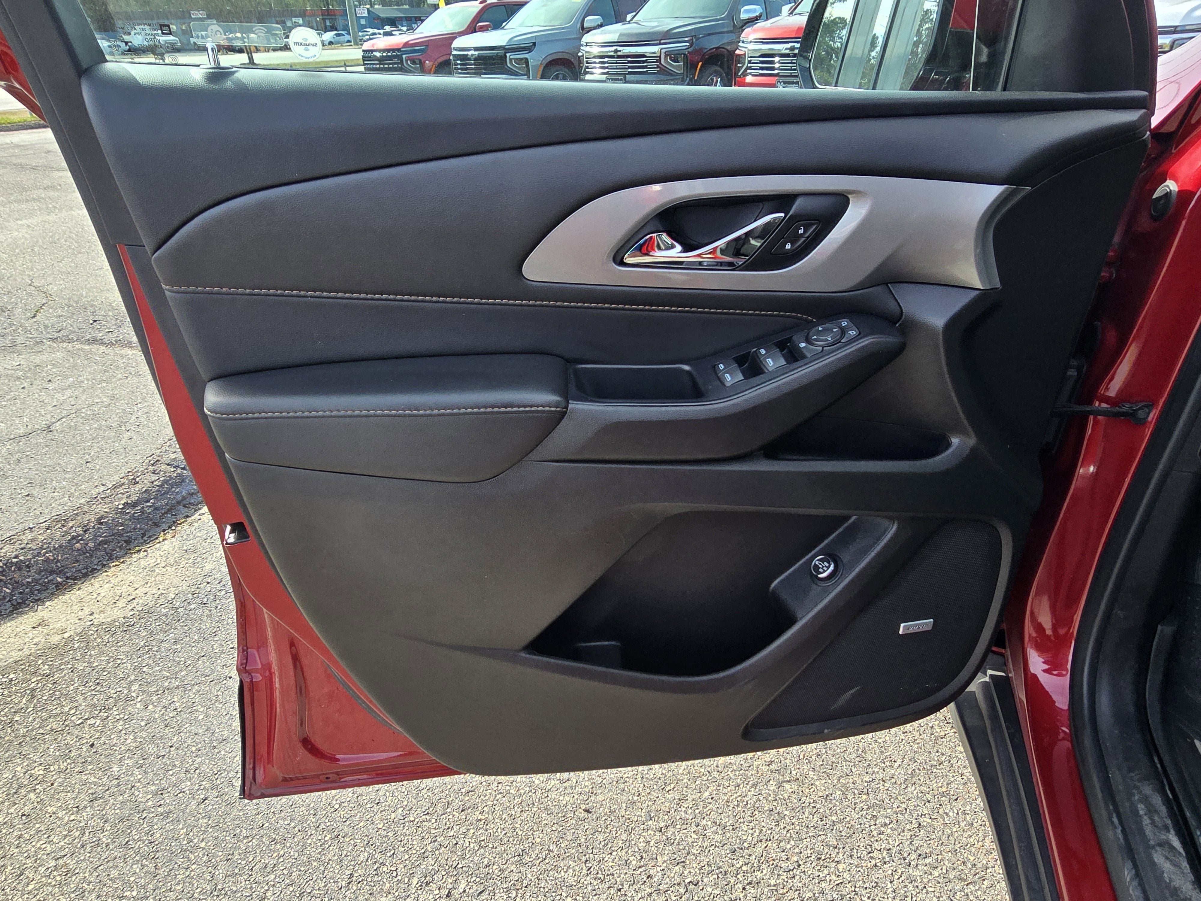 2020 Chevrolet Traverse LT Leather