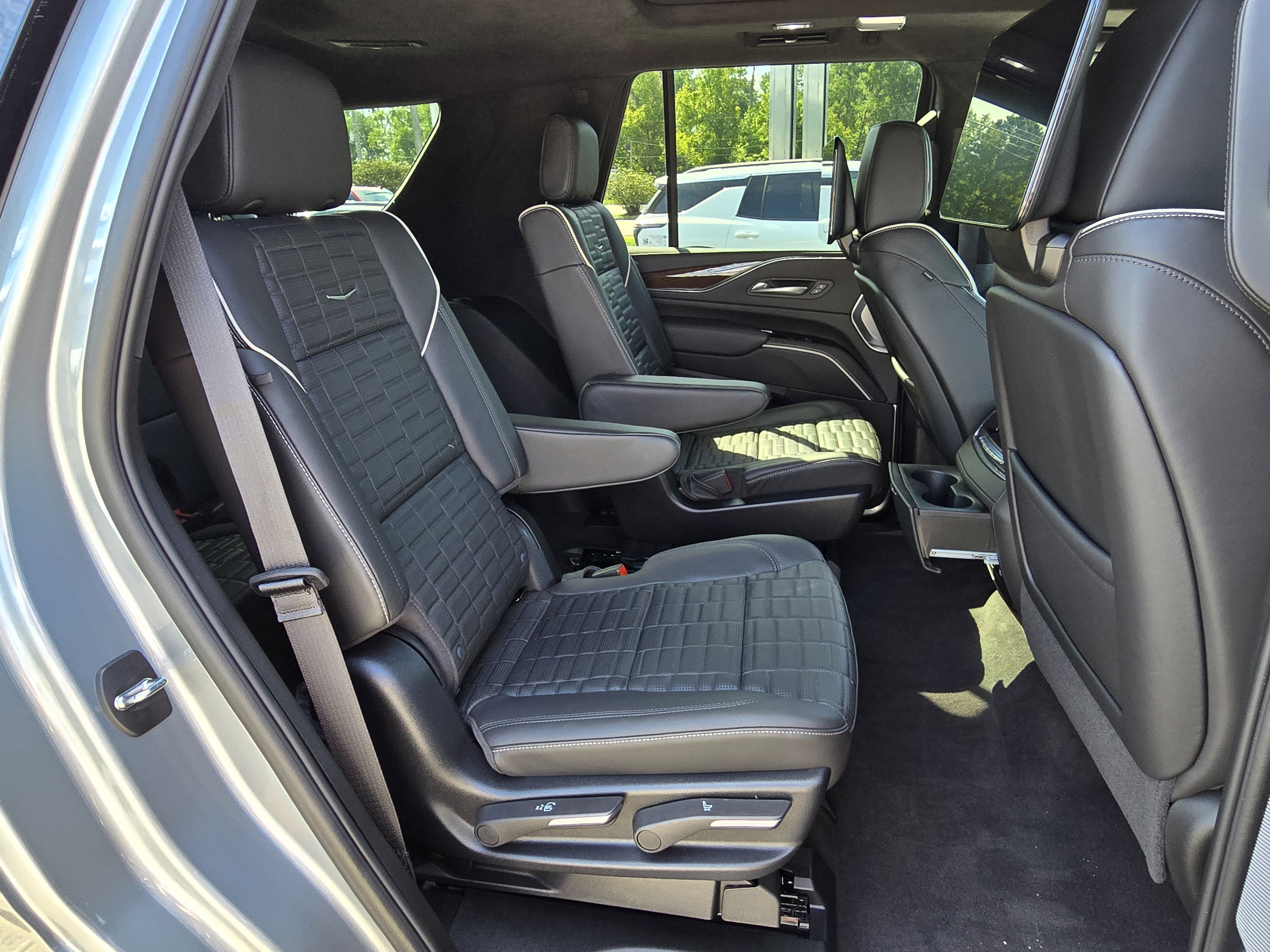 2024 Cadillac Escalade Premium Luxury Platinum