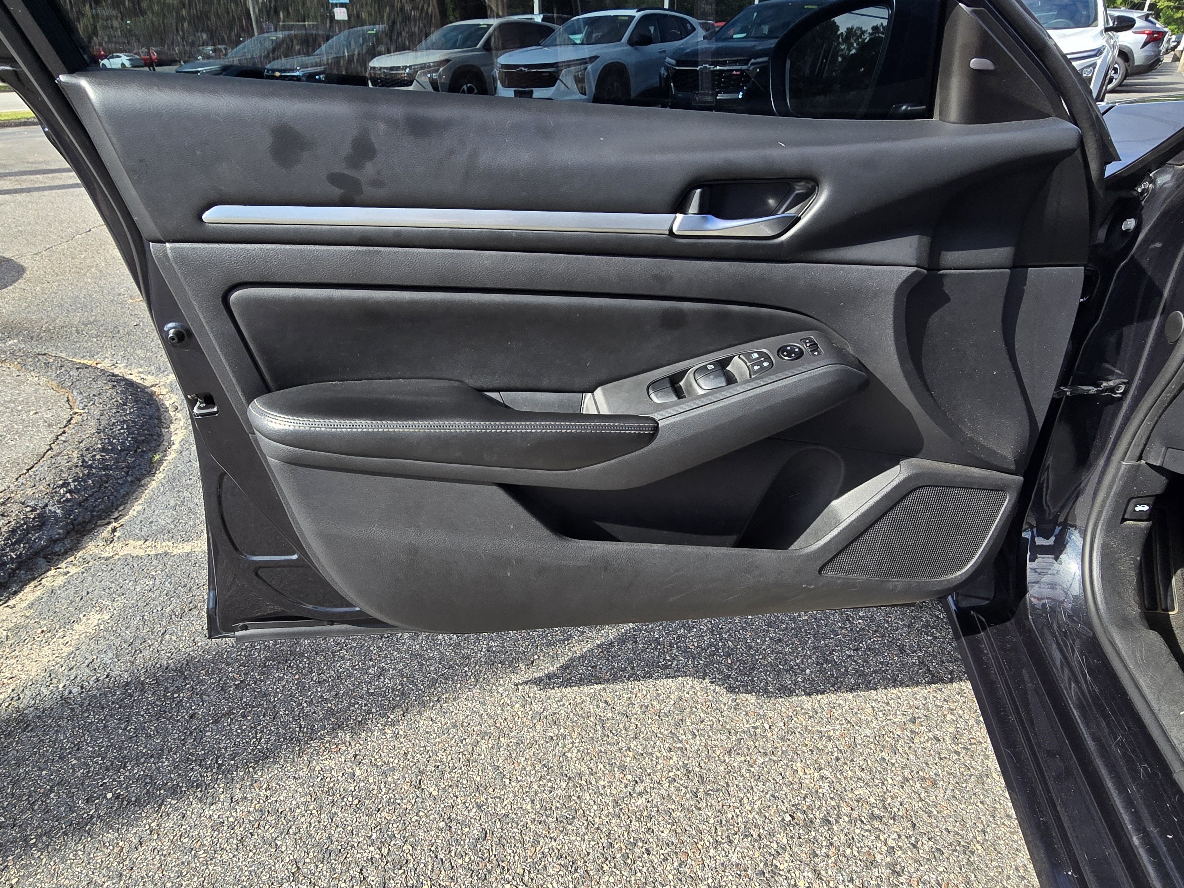 2022 Nissan Altima SV FWD