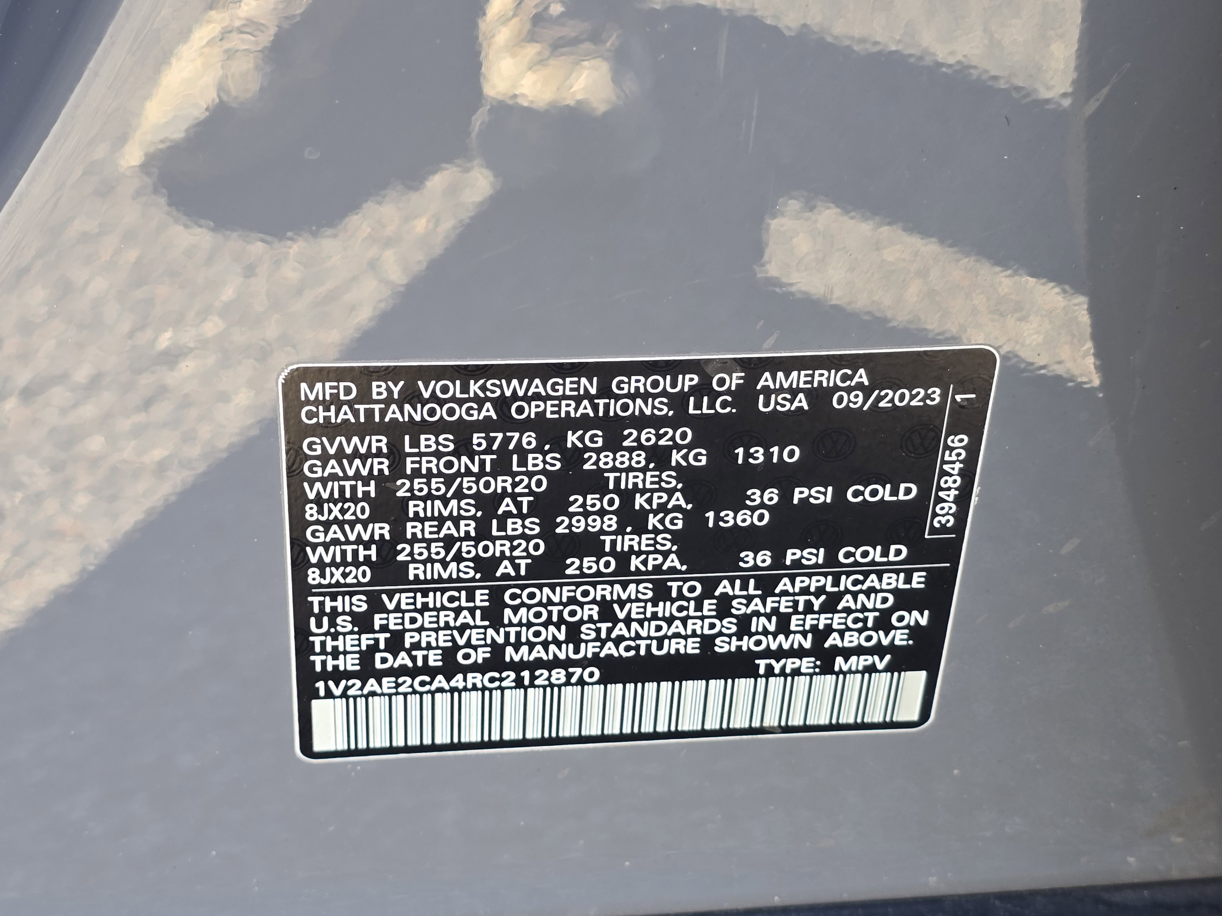 2024 Volkswagen Atlas Cross Sport 2.0T SEL R-Line