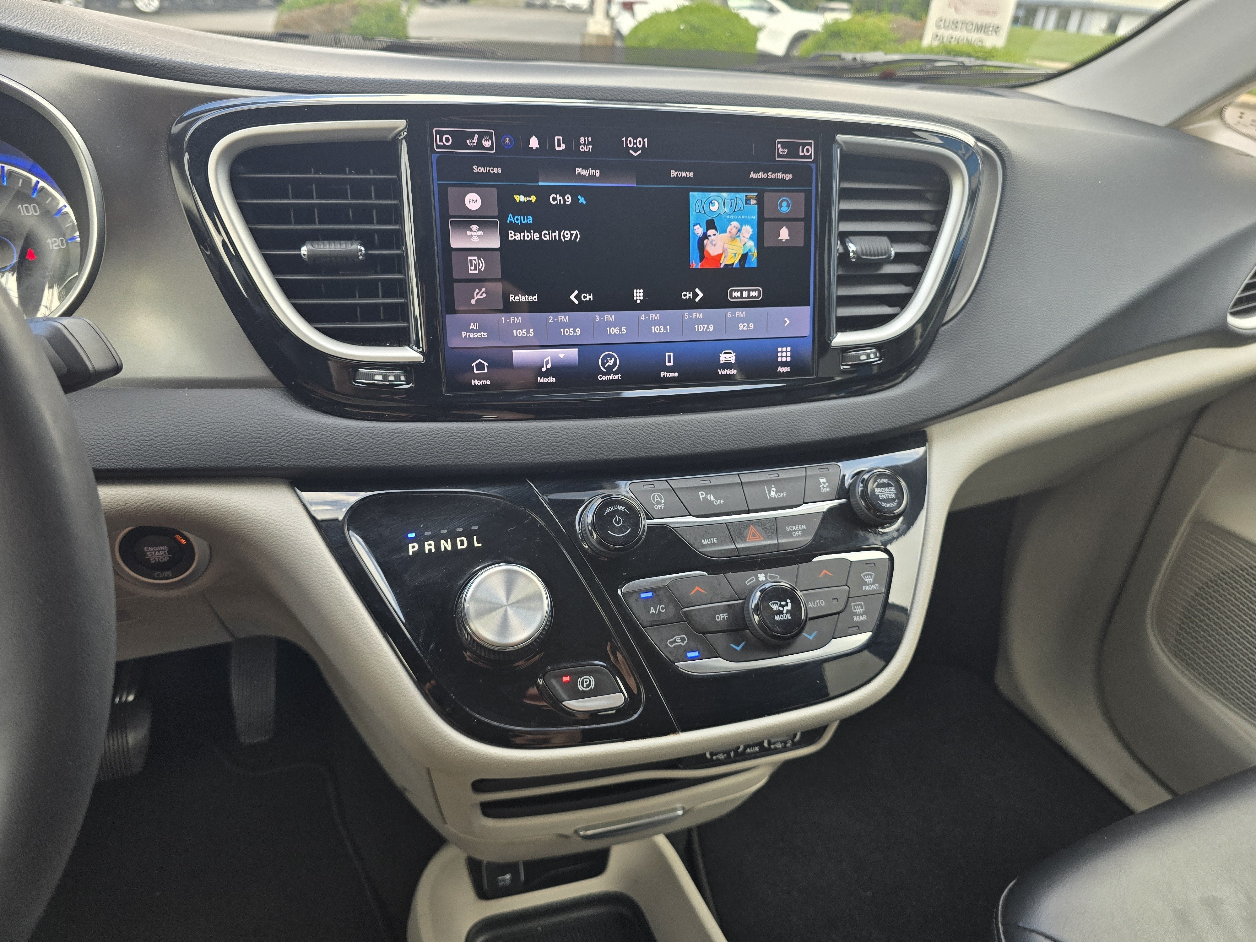 2023 Chrysler Pacifica Touring L