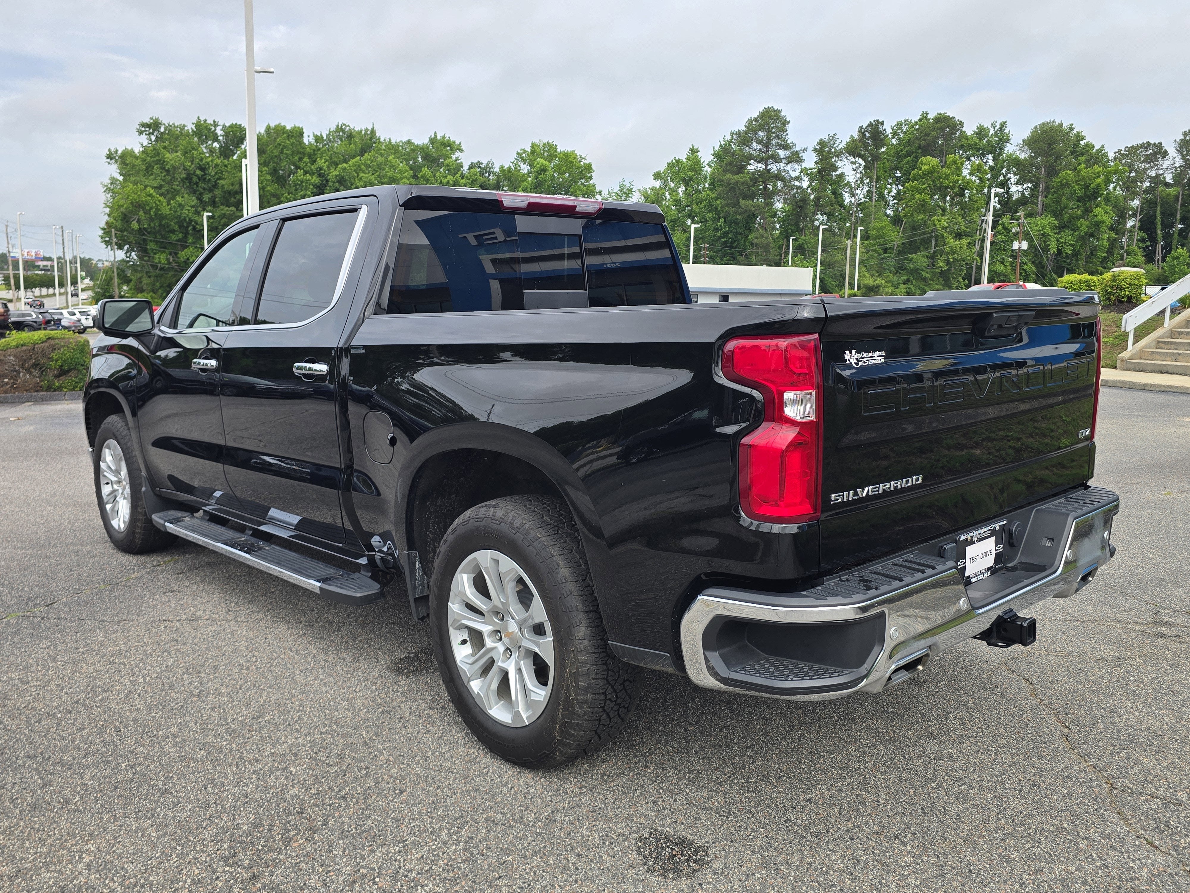 2024 Chevrolet Silverado 1500 LTZ