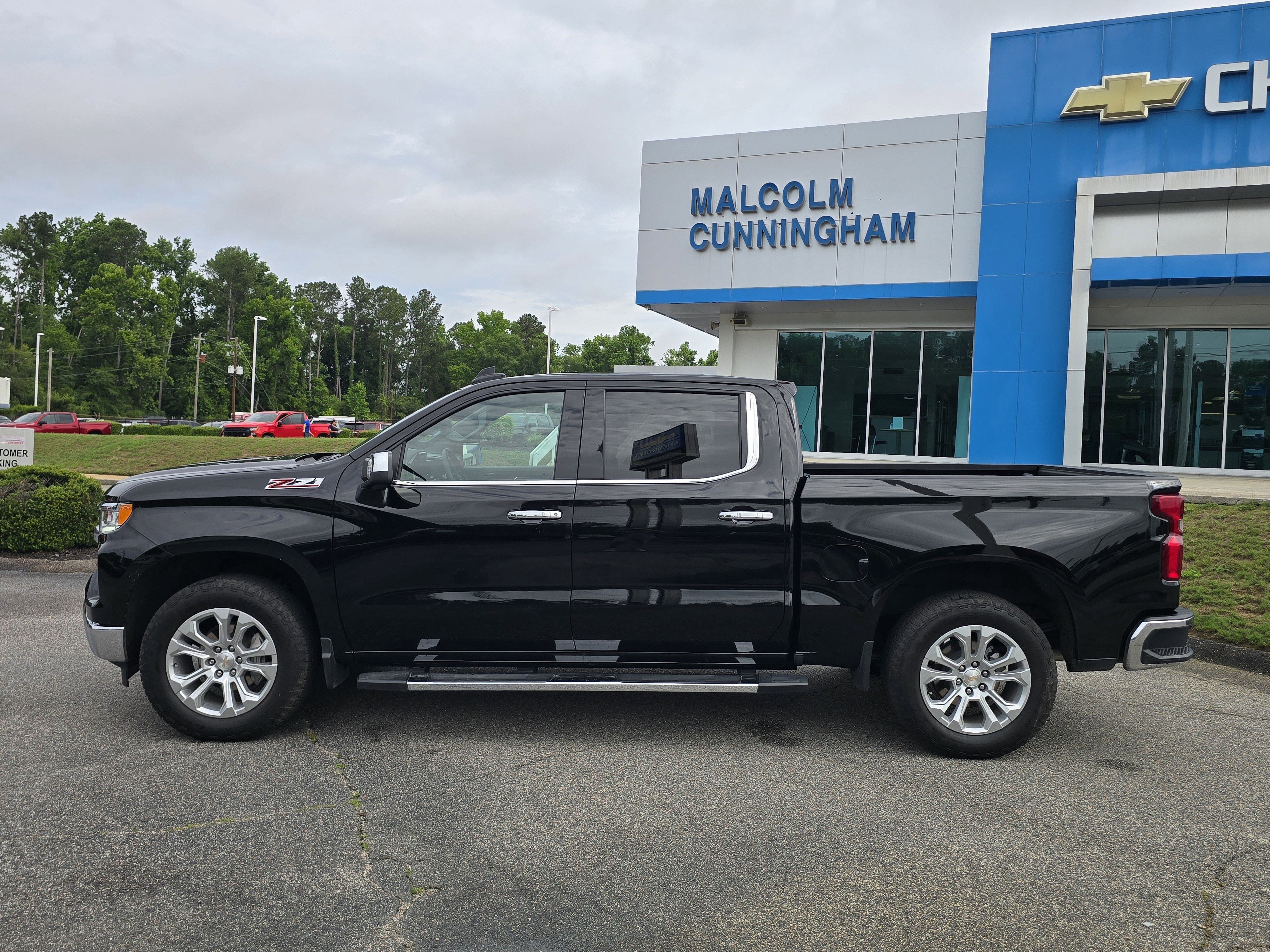 2024 Chevrolet Silverado 1500 LTZ