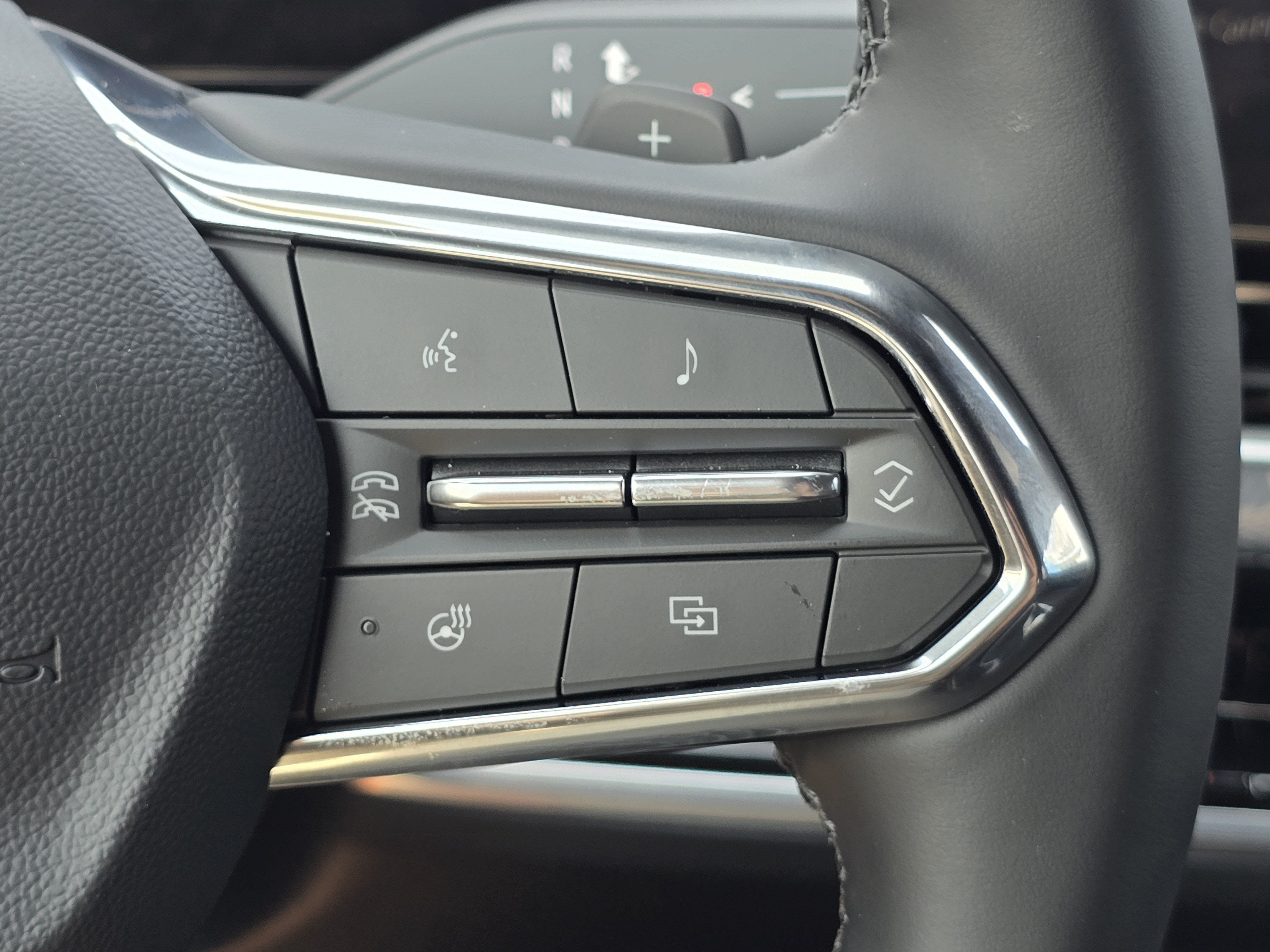 2027 Chevrolet Equinox LT - Photo 17
