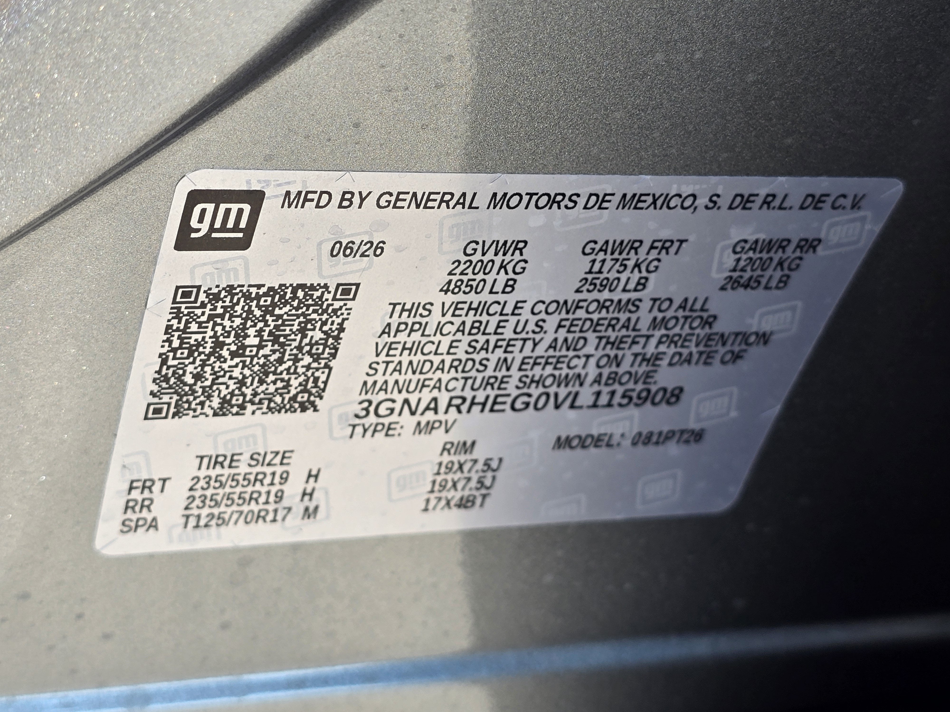 2027 Chevrolet Equinox LT - Photo 22