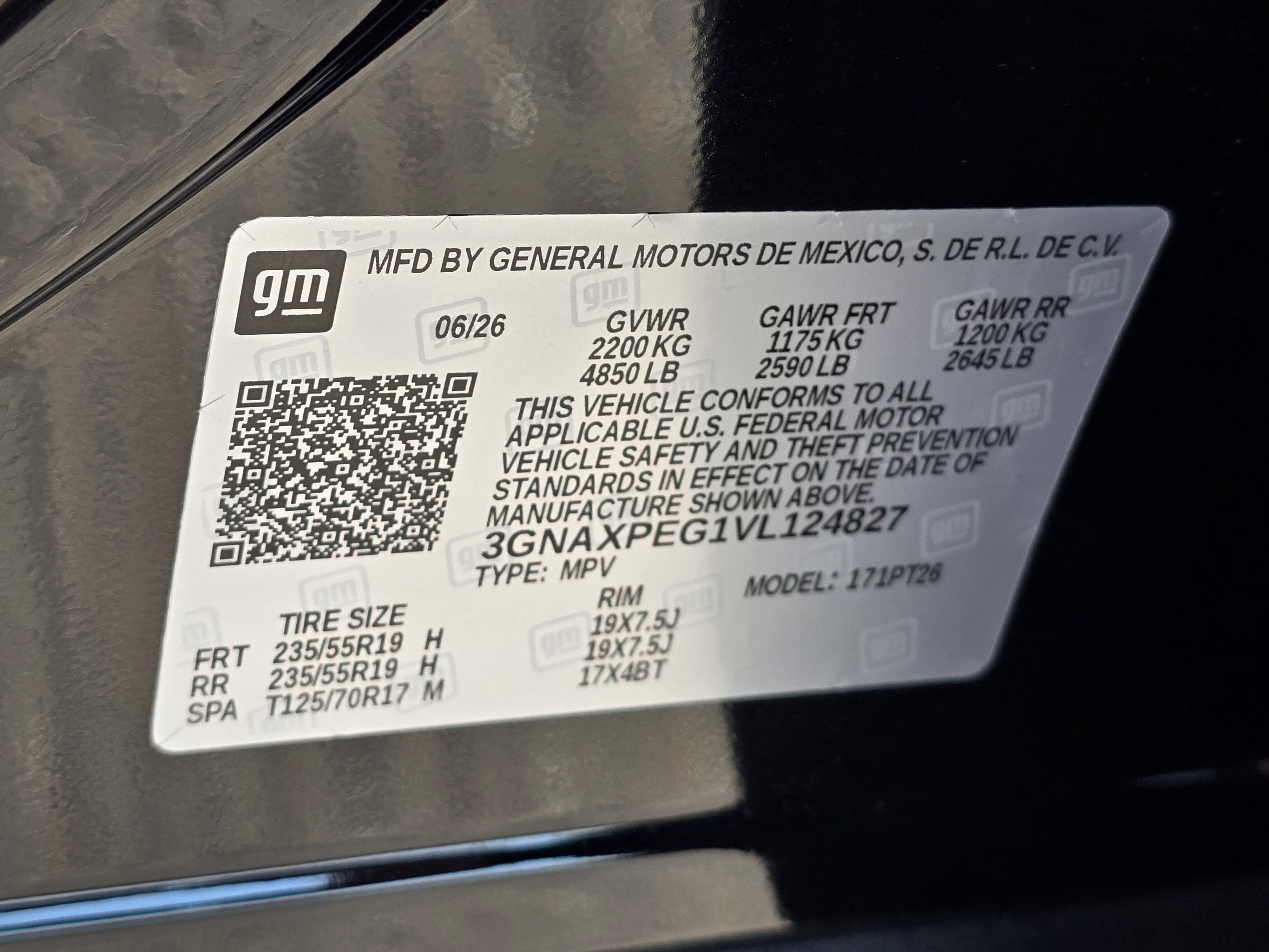 2027 Chevrolet Equinox LT - Photo 22