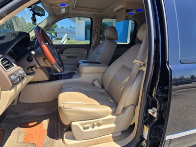 2011 Chevrolet Avalanche LTZ