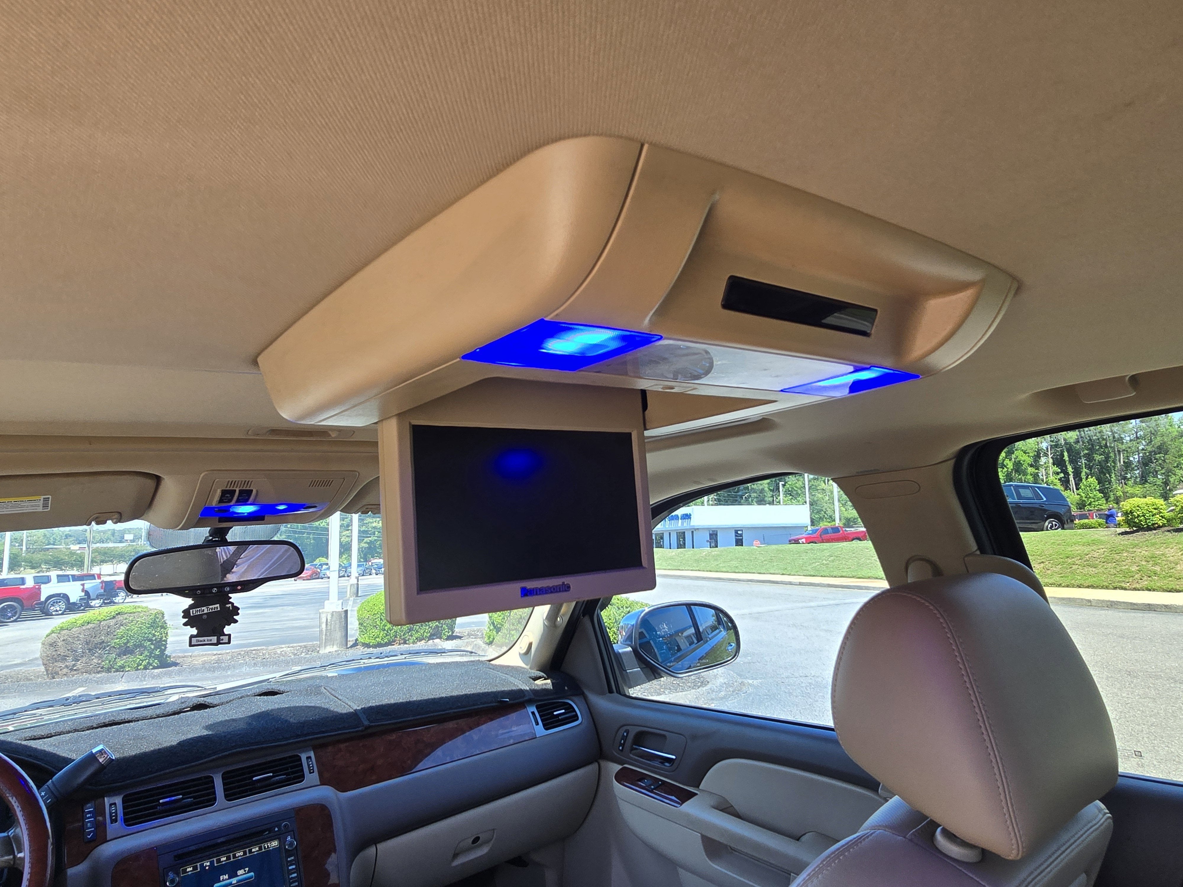 2011 Chevrolet Avalanche LTZ
