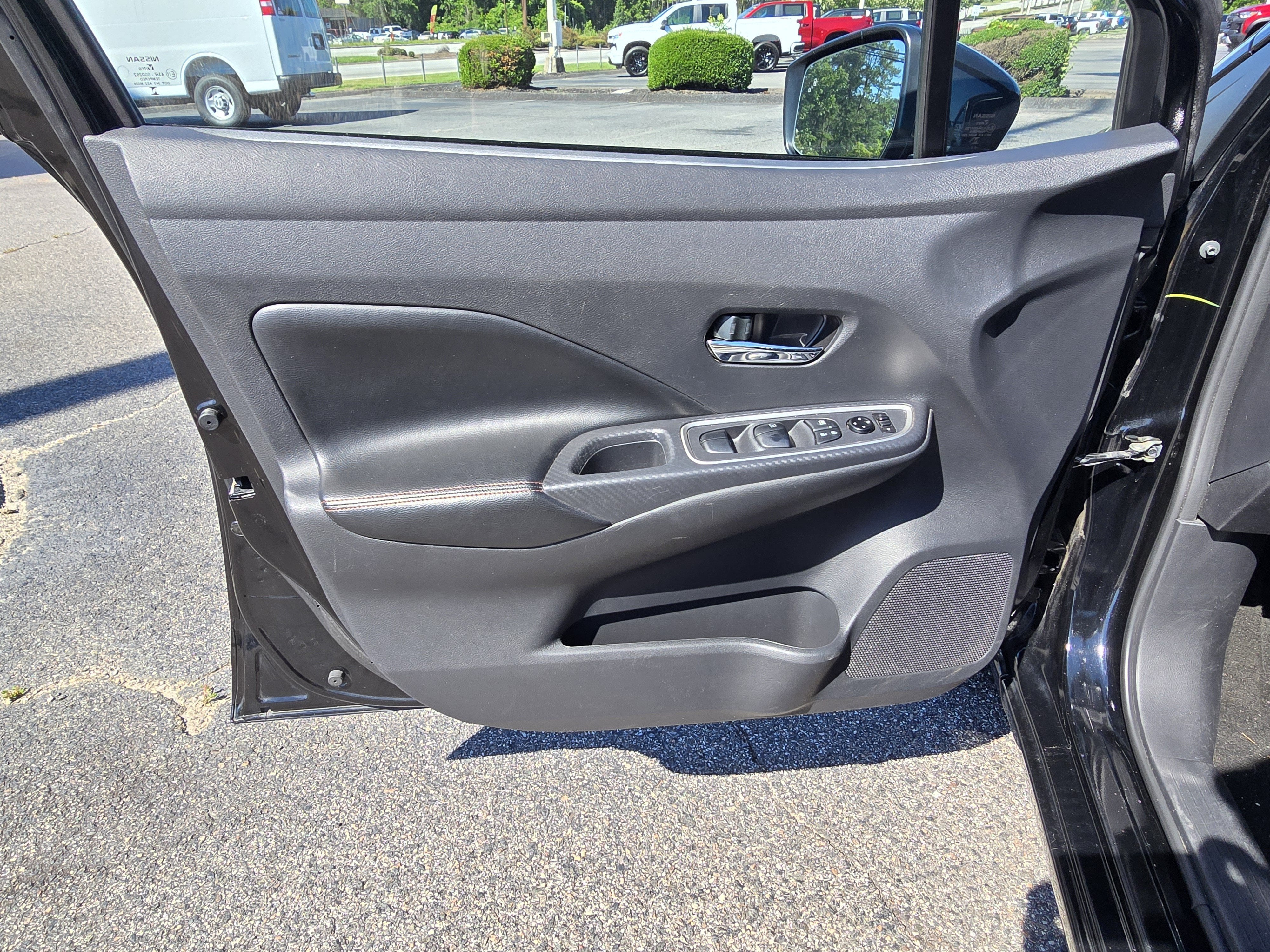 2024 Nissan Versa SR
