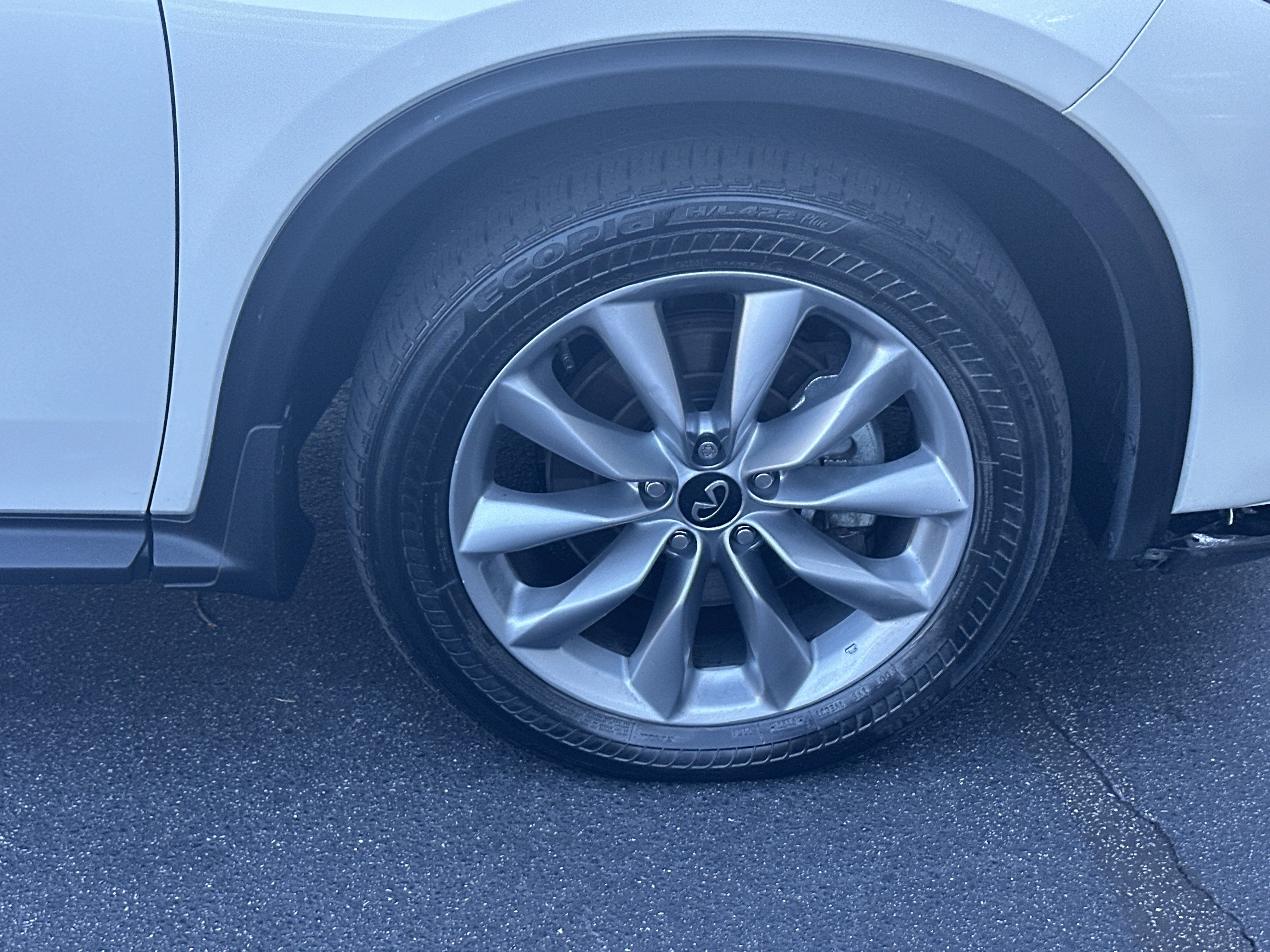 2022 INFINITI QX50 LUXE