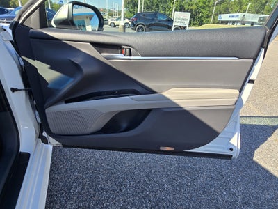 2018 Toyota Camry Hybrid LE