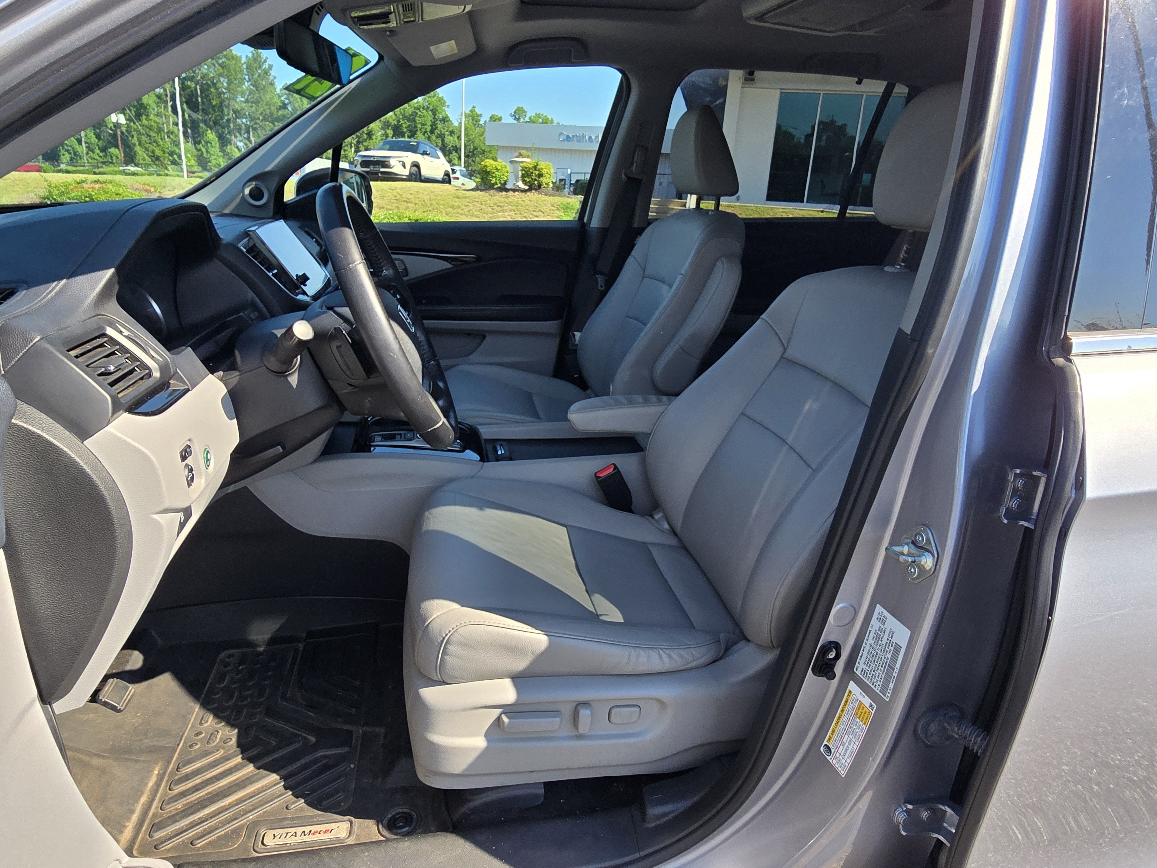 2021 Honda Pilot 2WD Touring 7 Passenger