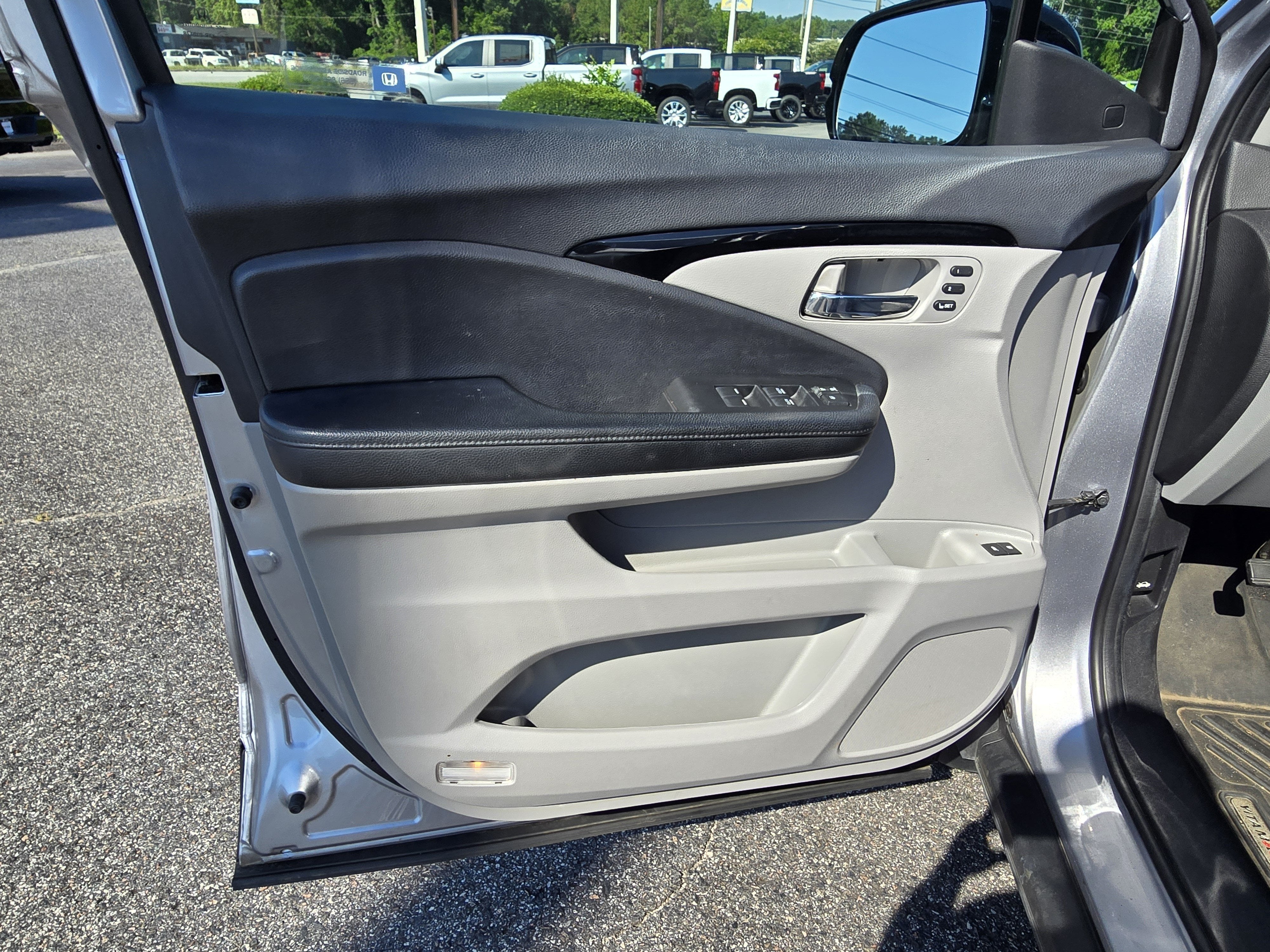 2021 Honda Pilot 2WD Touring 7 Passenger
