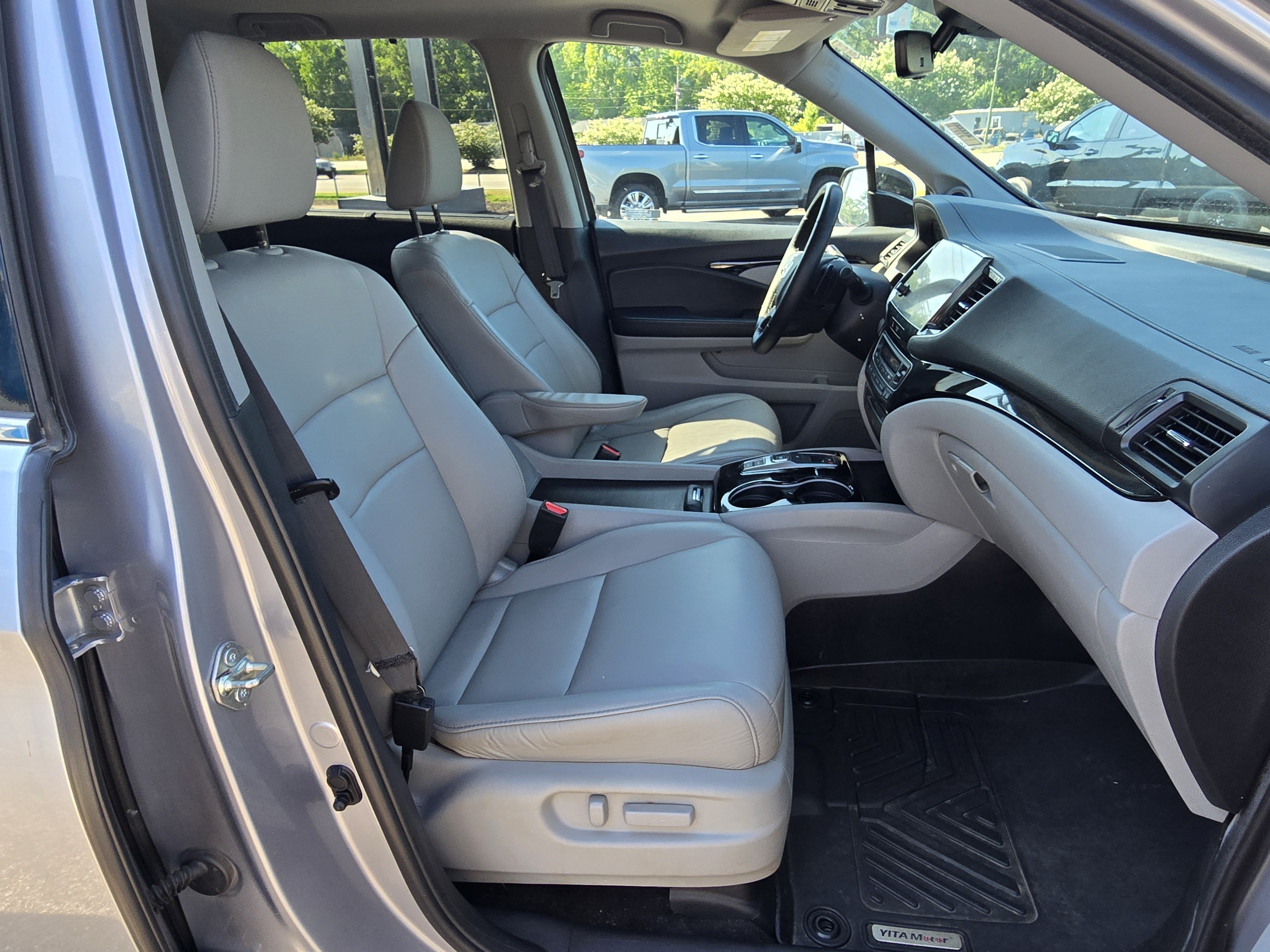 2021 Honda Pilot 2WD Touring 7 Passenger