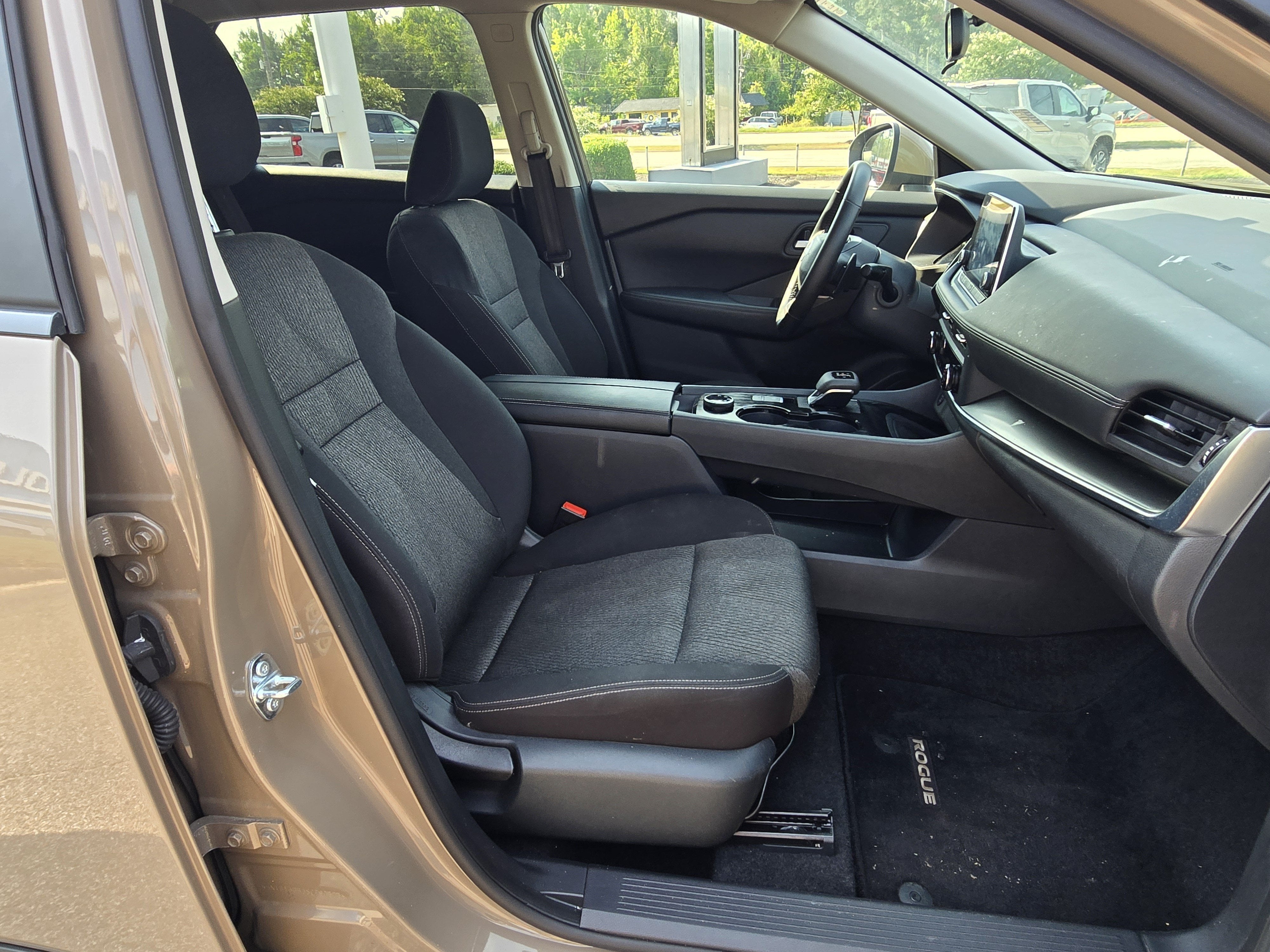 2025 Nissan Rogue SV Intelligent AWD