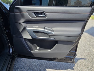 2025 Nissan Pathfinder Rock Creek 4WD
