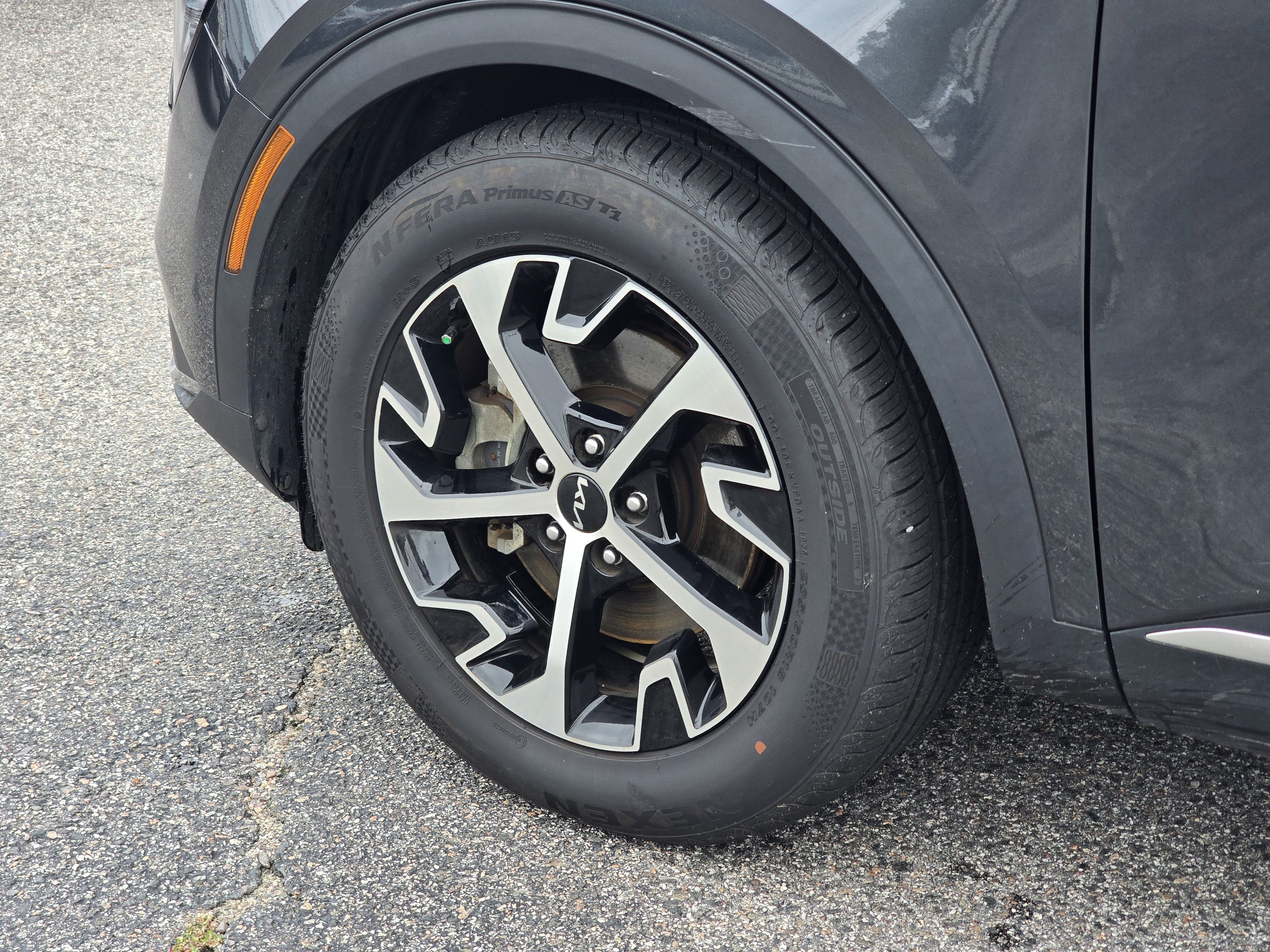 2024 Kia Sportage EX