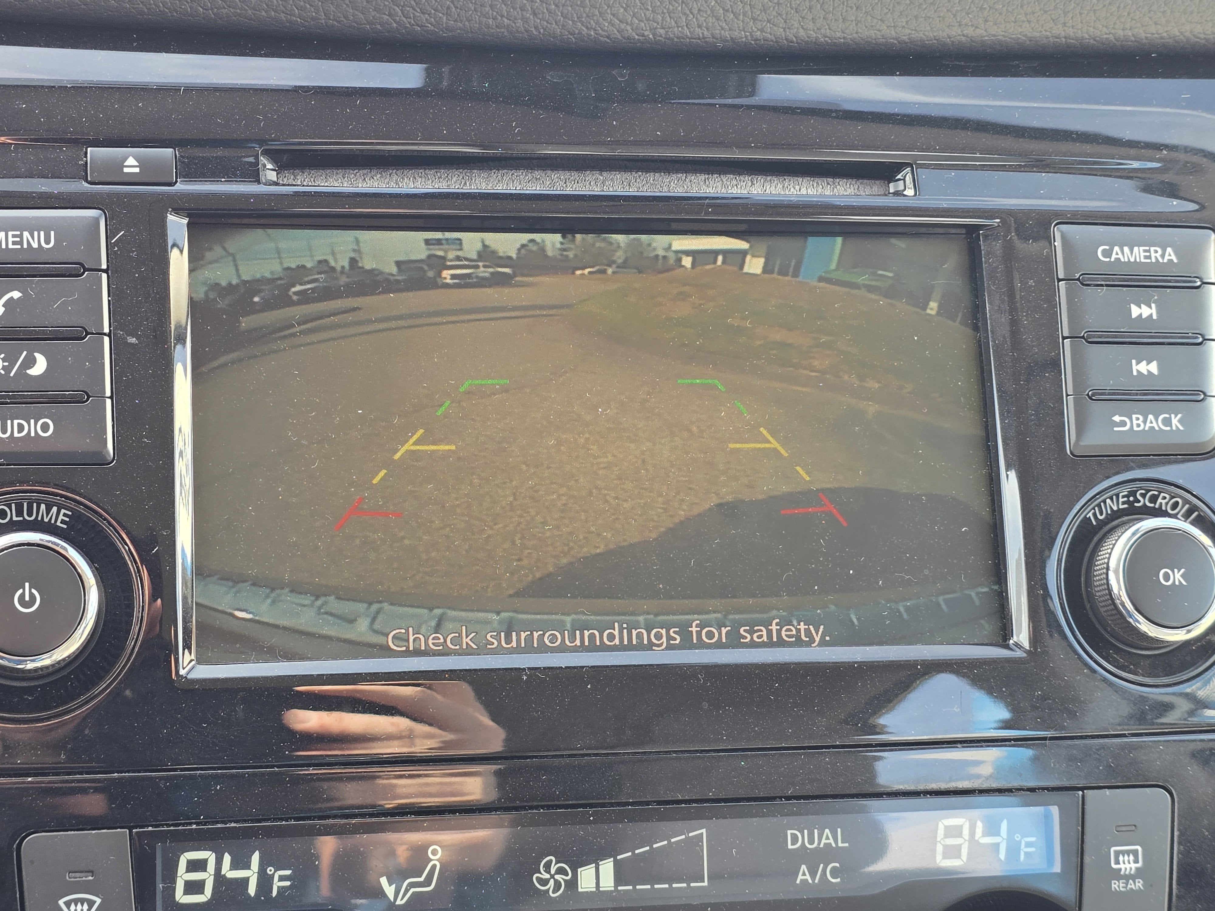 2022 Nissan Rogue Sport SV