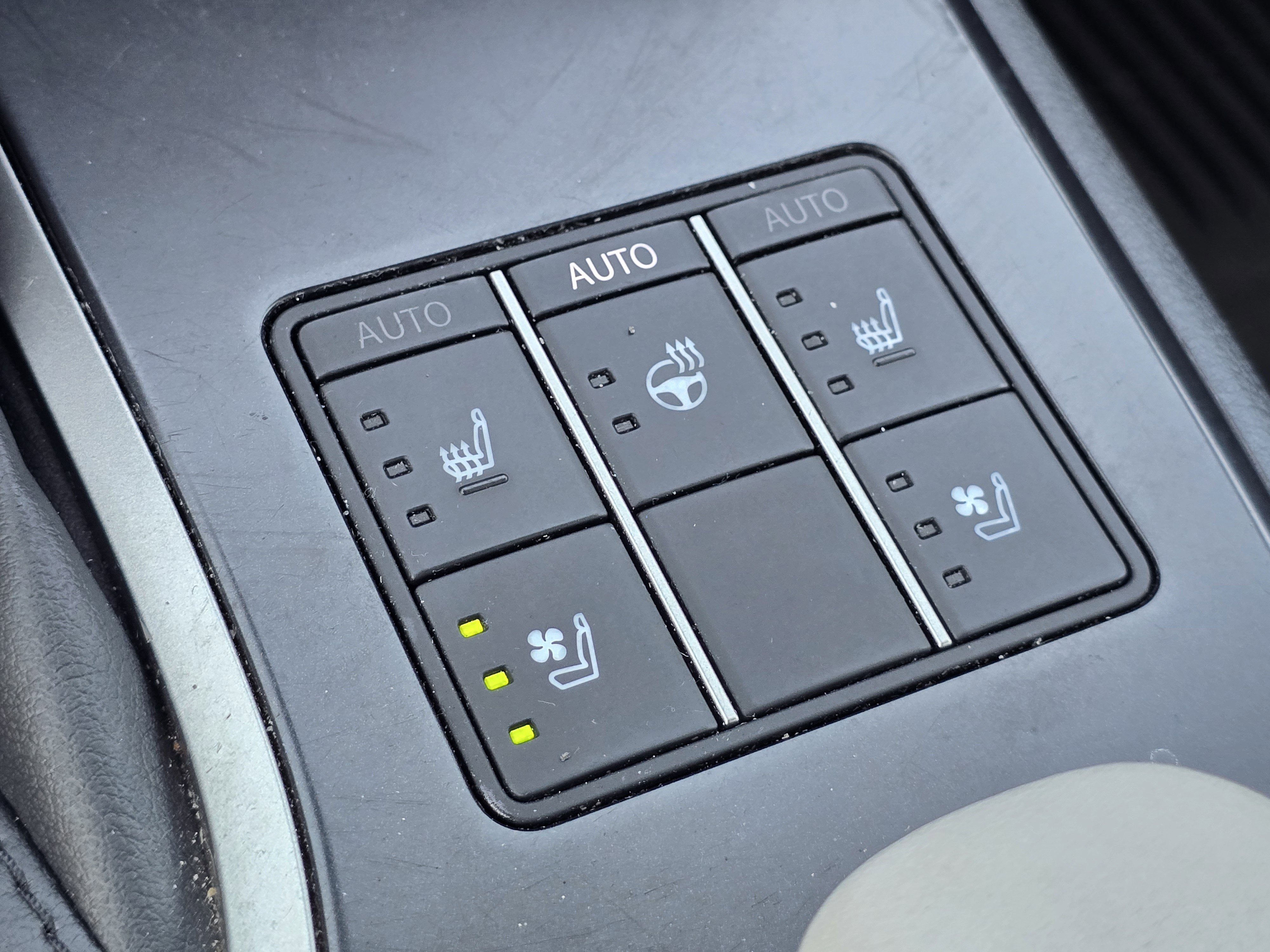 2023 Lexus UX UX 250h Premium