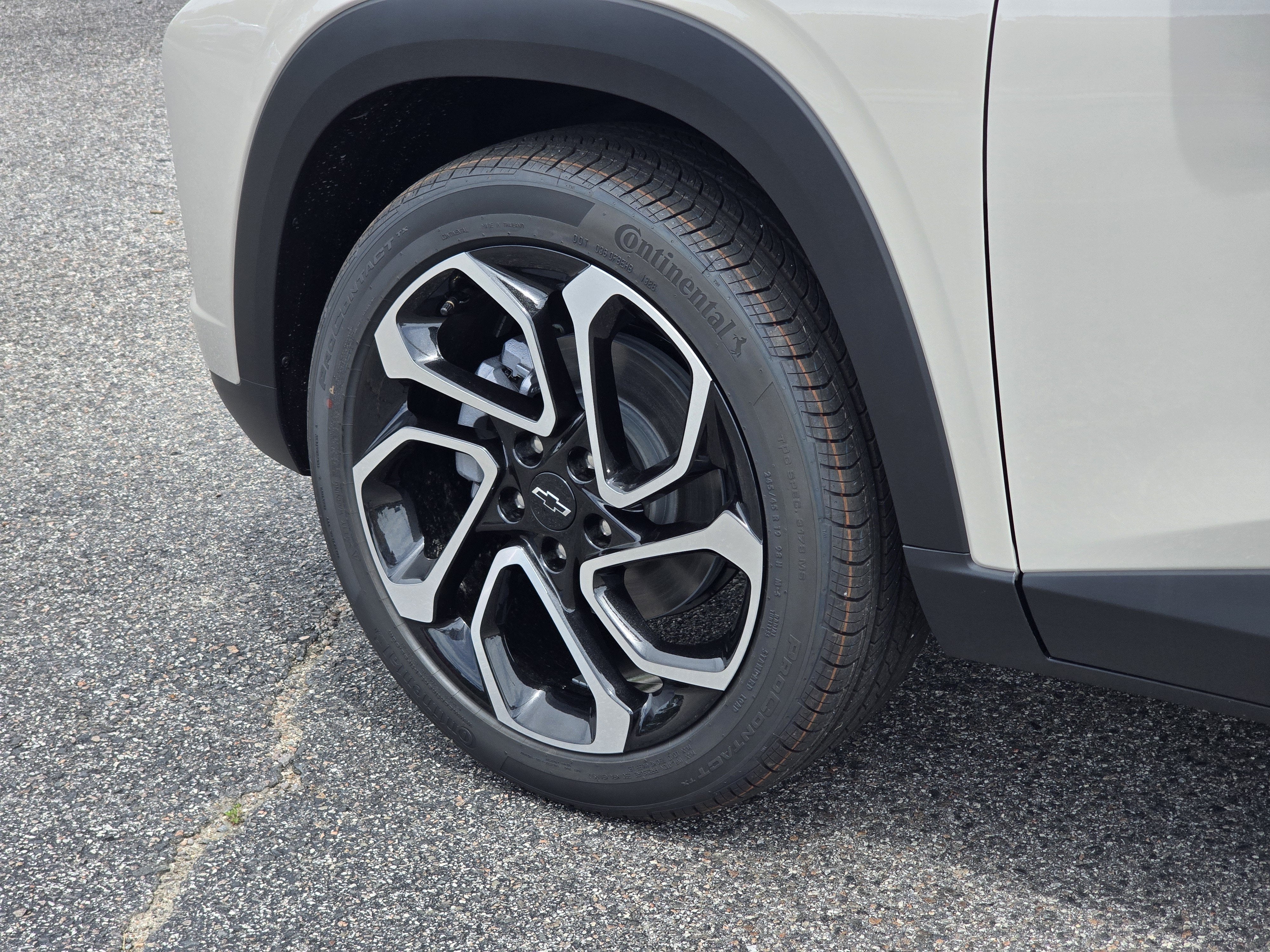 2026 Chevrolet Trax RS - Photo 6