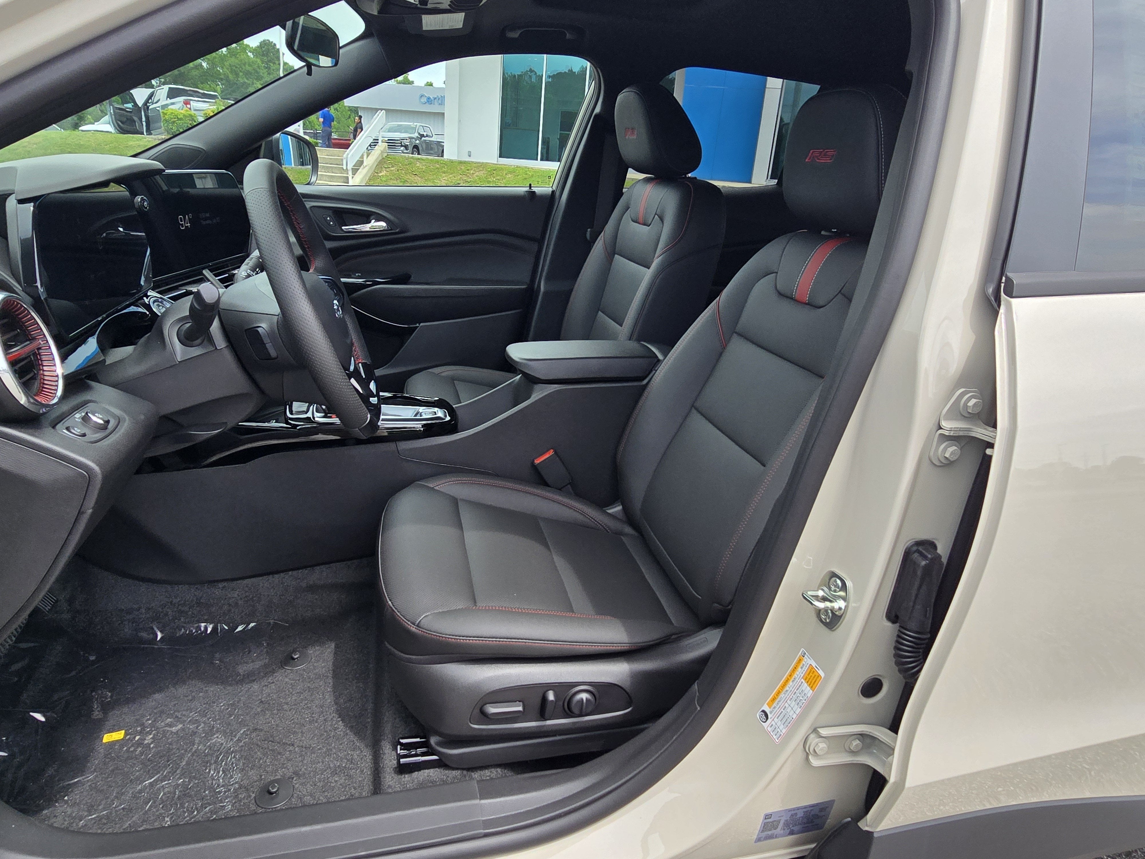 2026 Chevrolet Trax RS - Photo 7