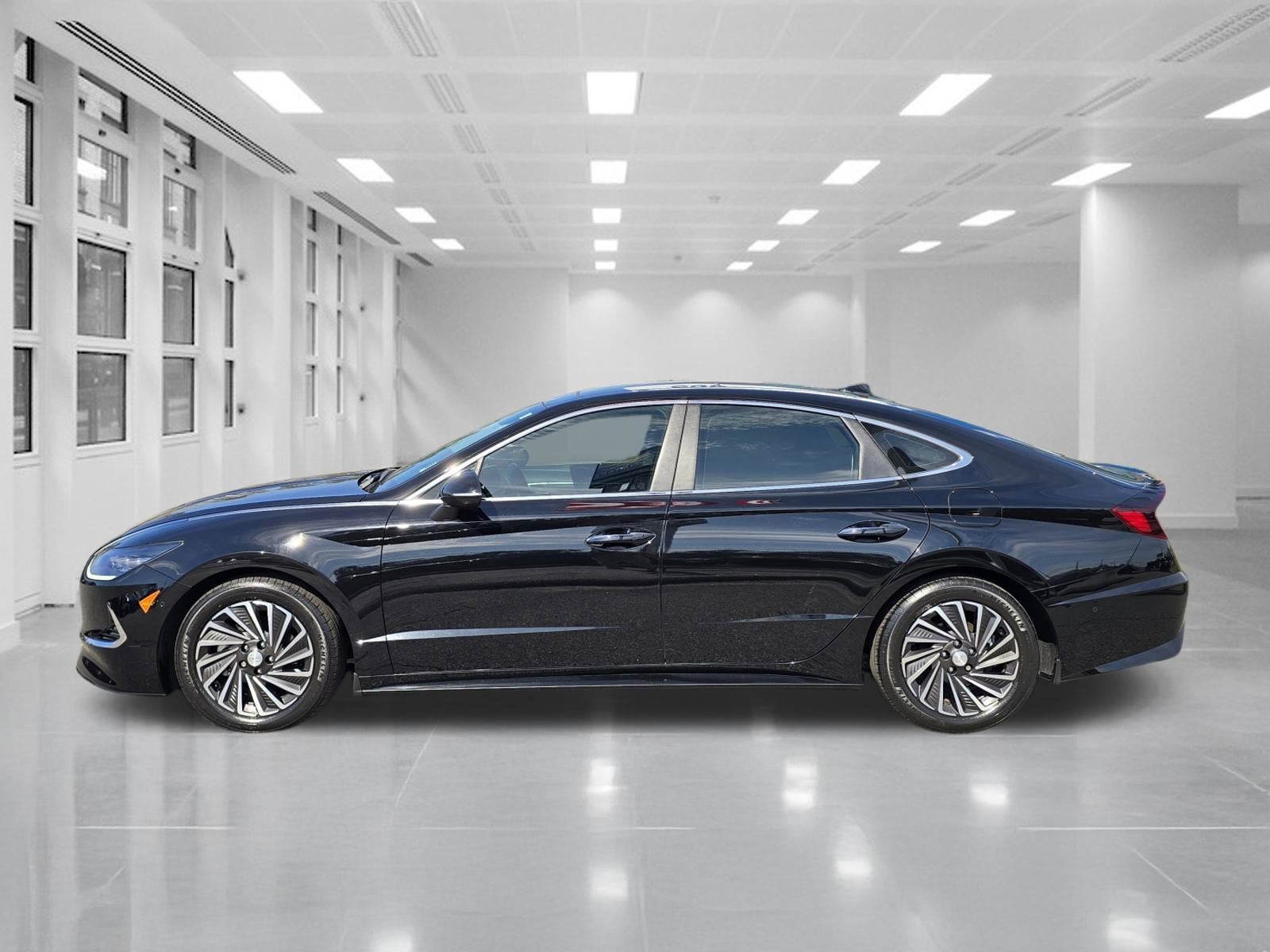 2023 Hyundai Sonata Hybrid Limited