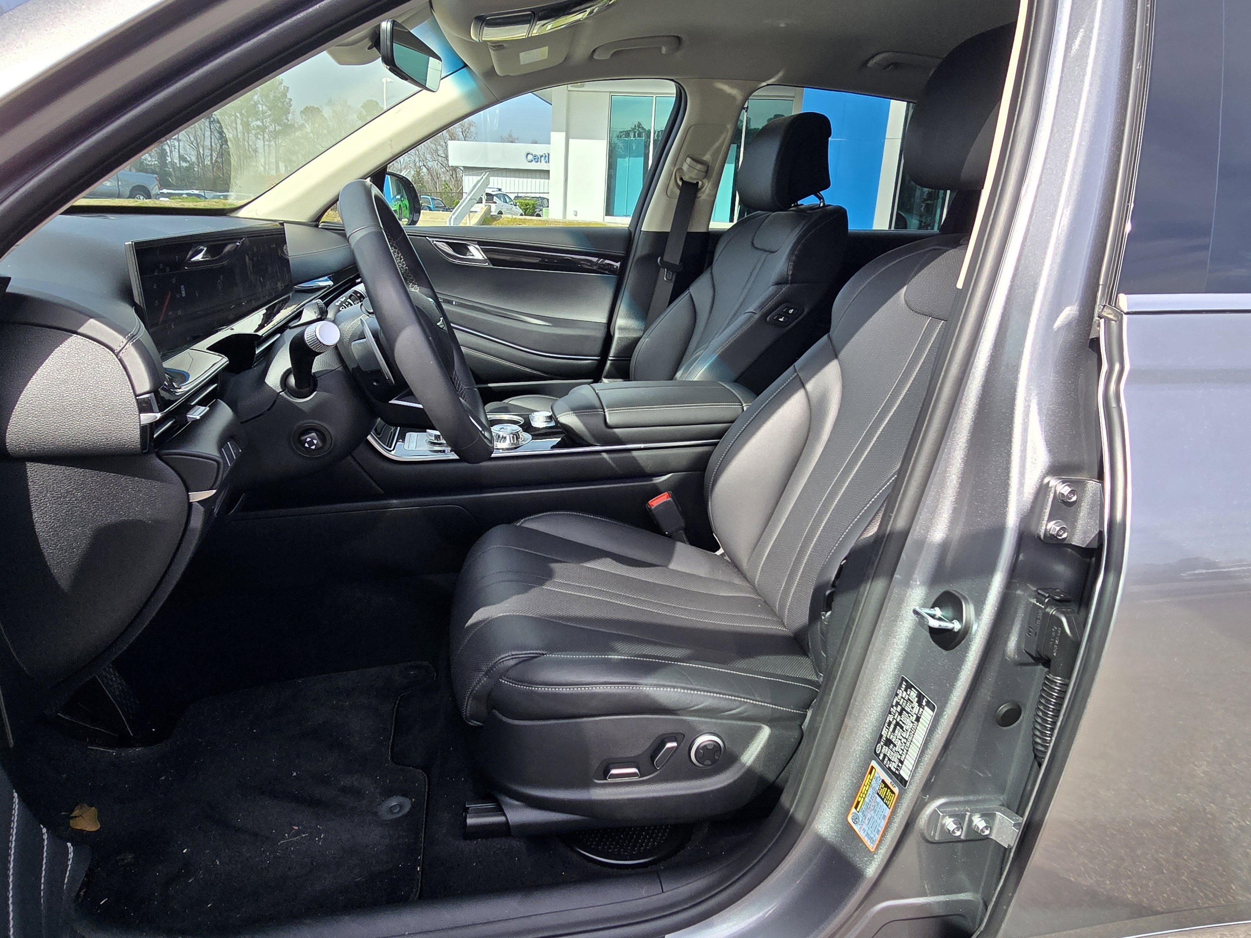 2025 Genesis GV80 Standard