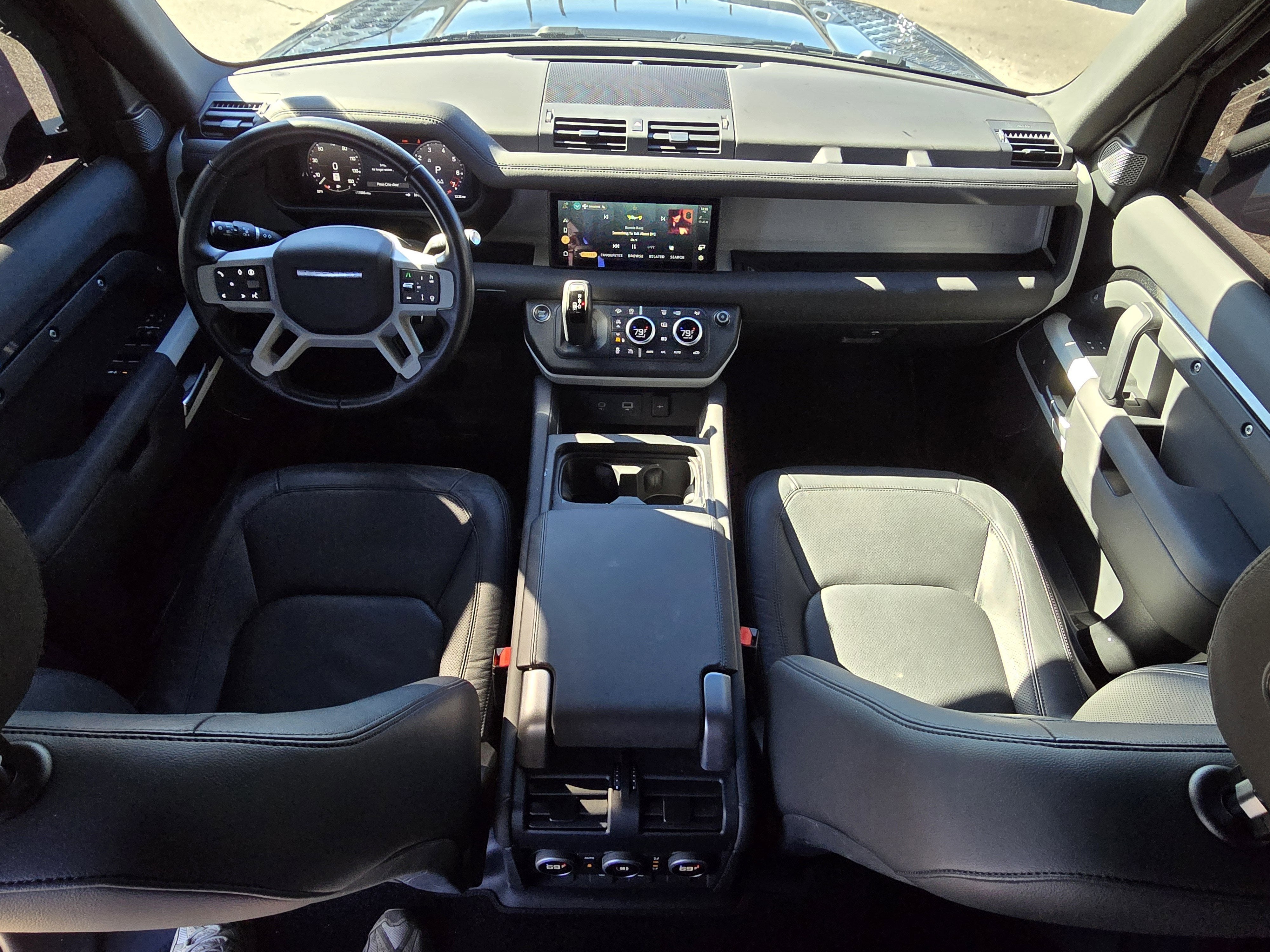 2024 Land Rover Defender S