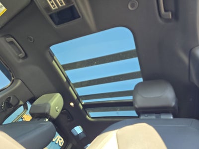 2024 Land Rover Defender S