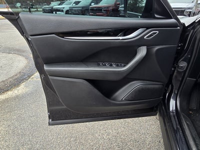 2023 Maserati Levante Modena