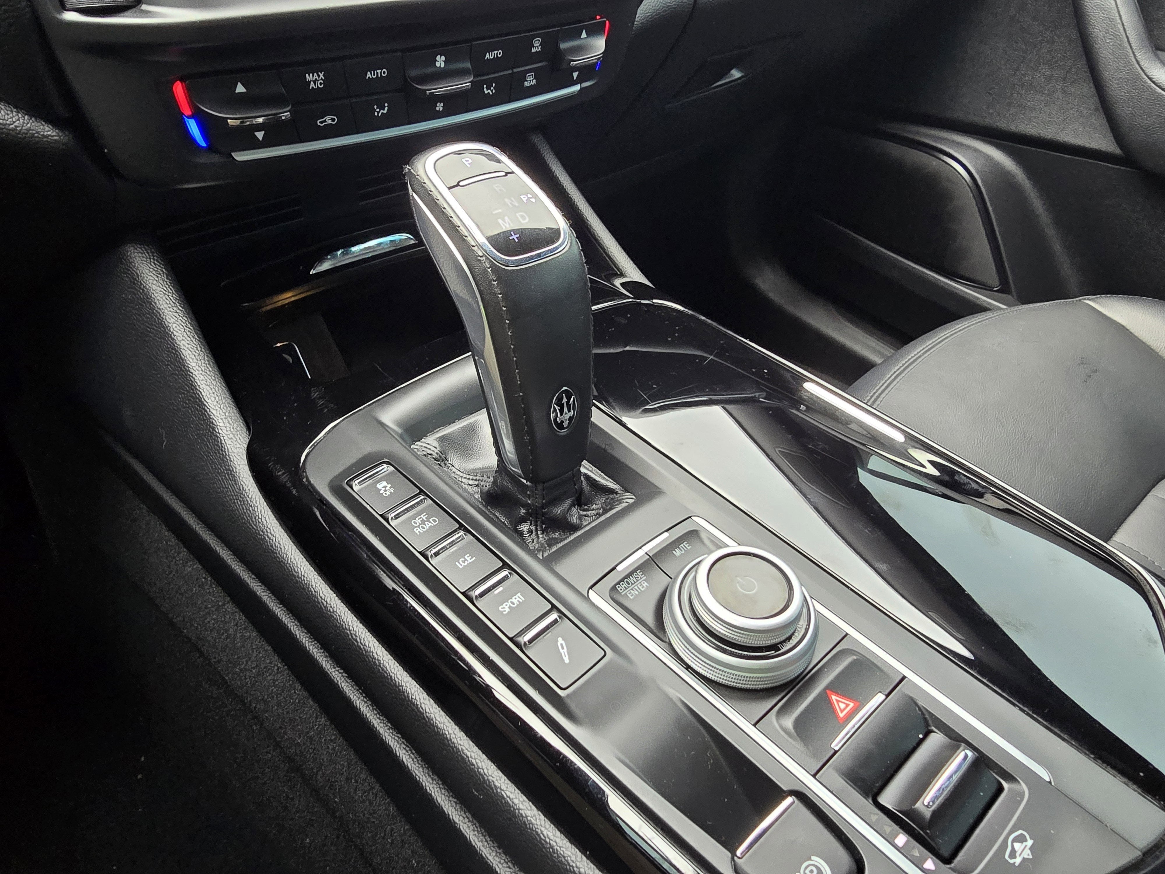 2023 Maserati Levante Modena