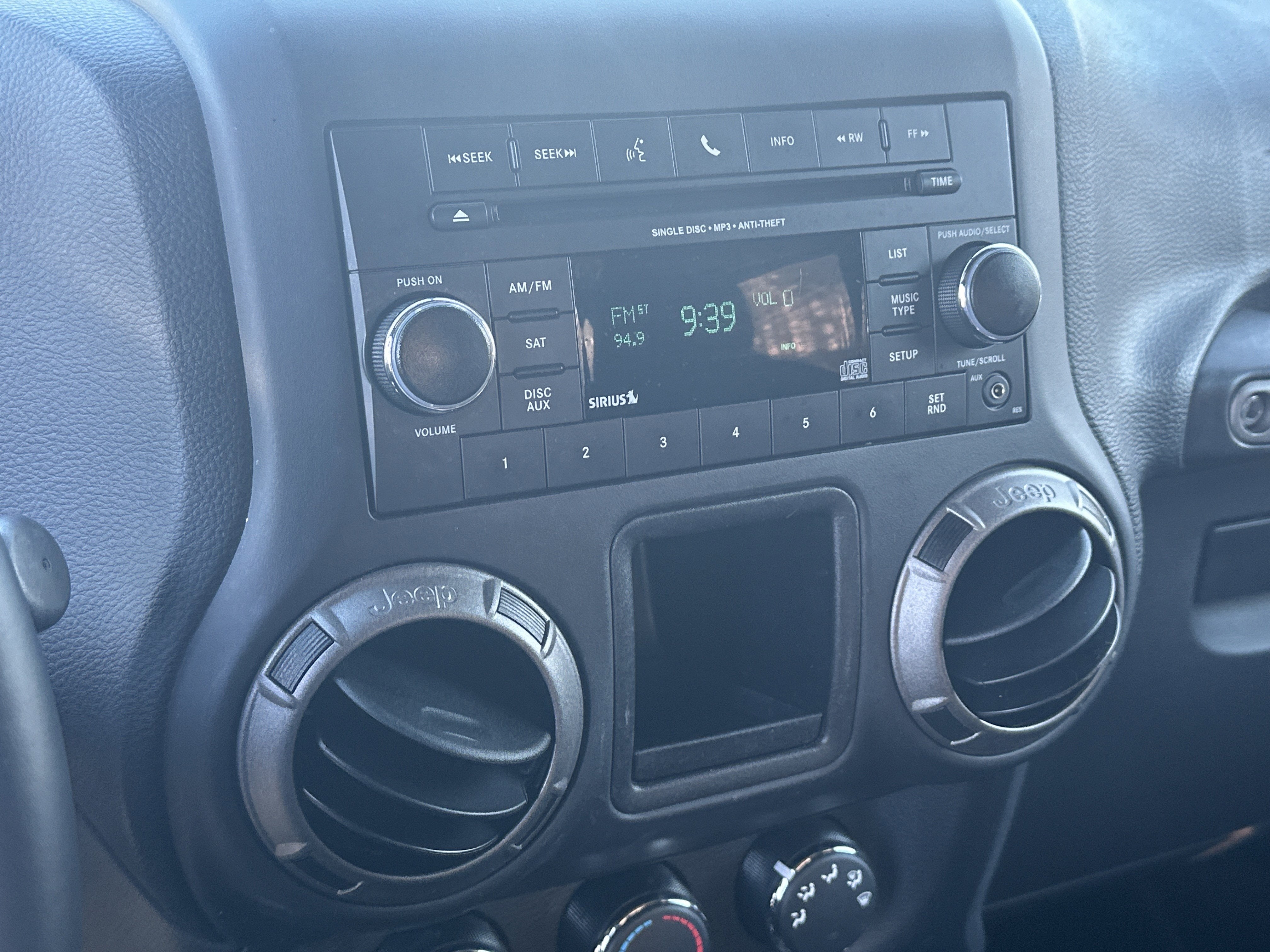 2016 Jeep Wrangler Sport