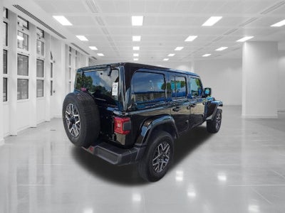 2025 Jeep Wrangler 4-Door Sahara 4x4
