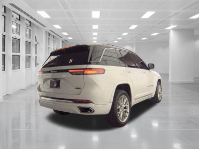 2022 Jeep Grand Cherokee Summit 4x2