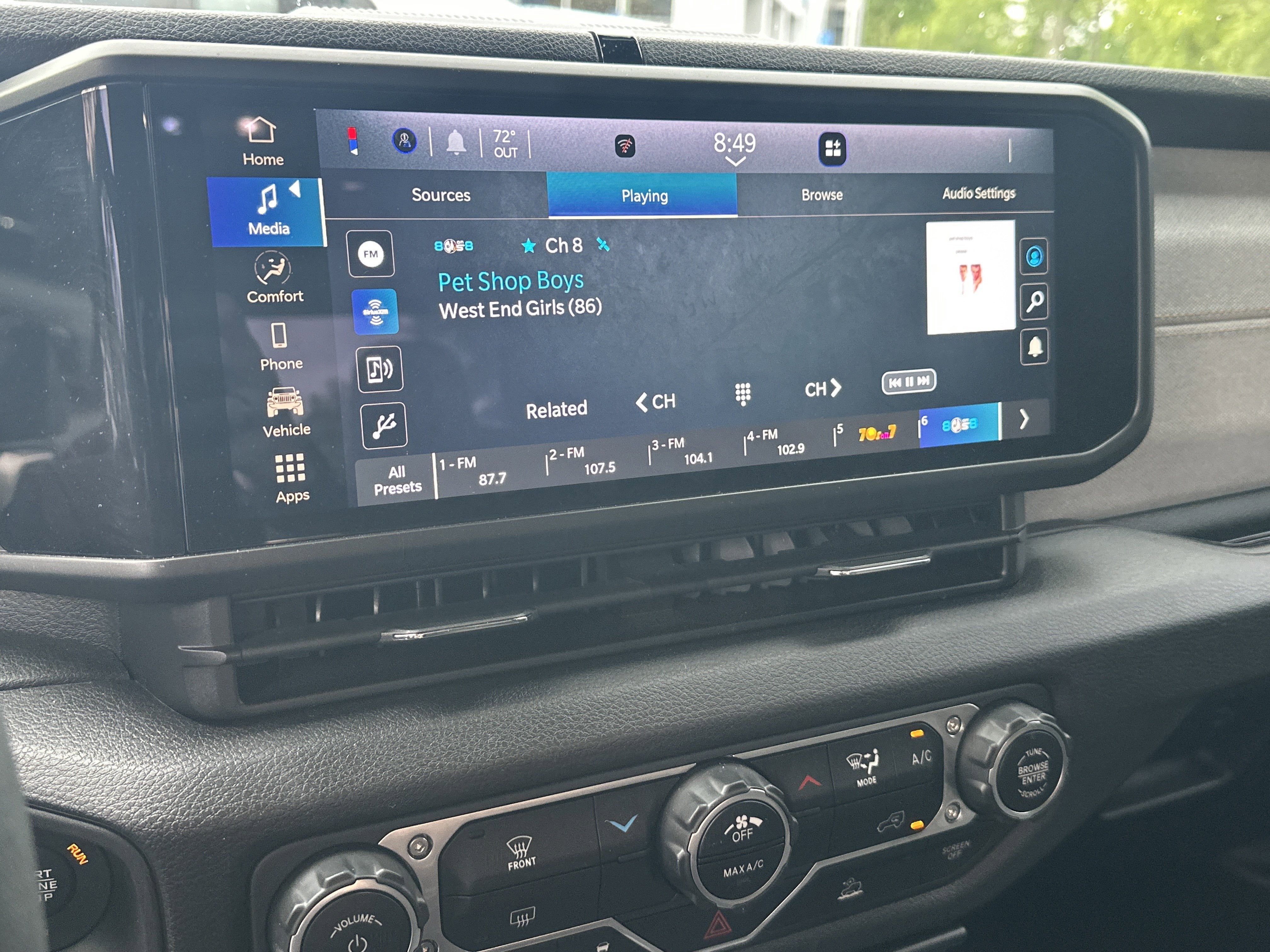 2024 Jeep Gladiator Sport S