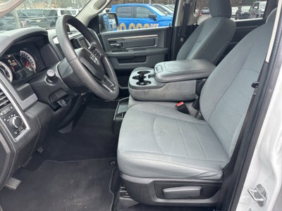 2020 RAM 1500 Classic SLT Crew Cab 4x2 6'4" Box