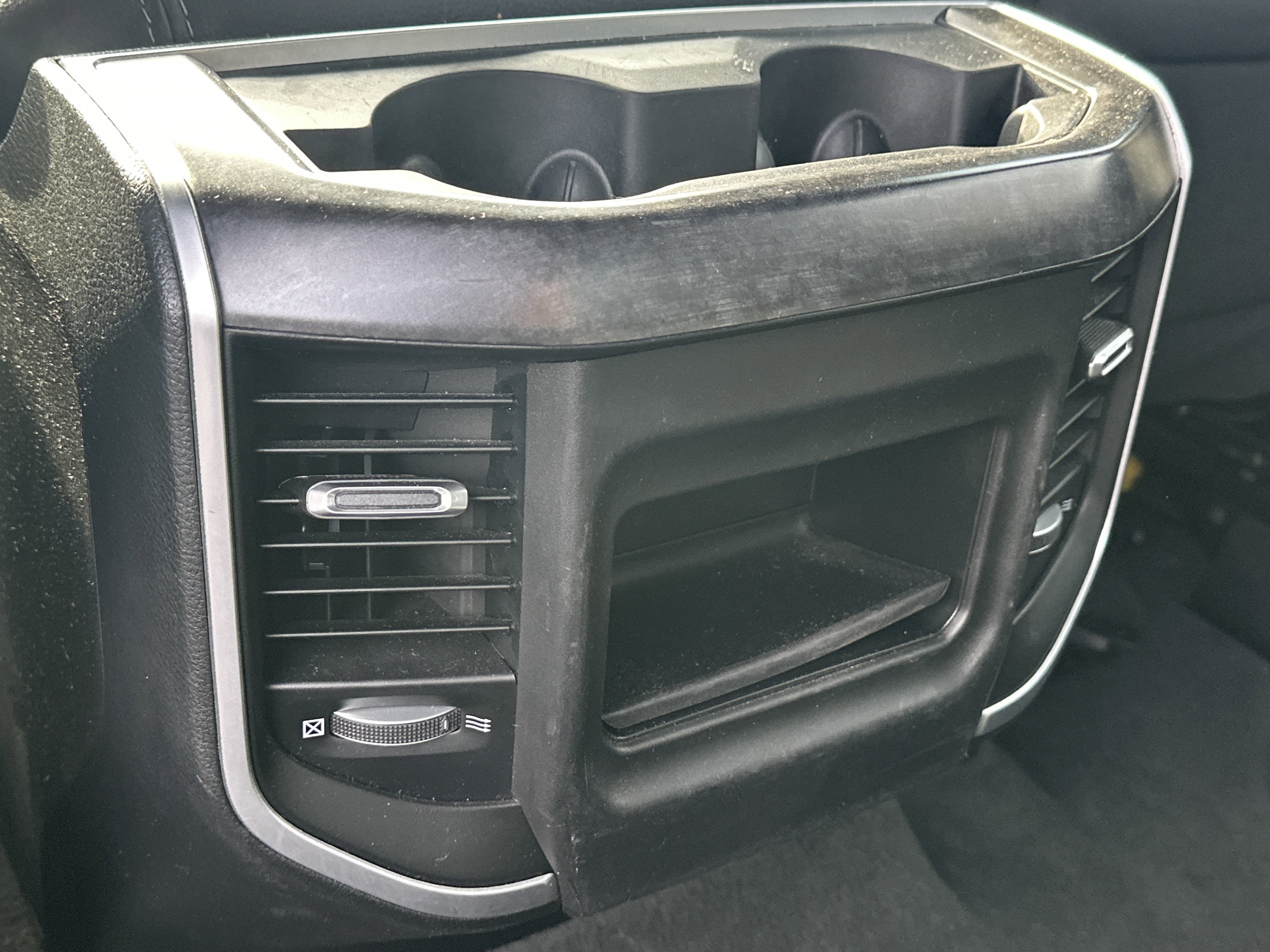 2022 RAM 1500 Big Horn Crew Cab 4x2 5'7" Box