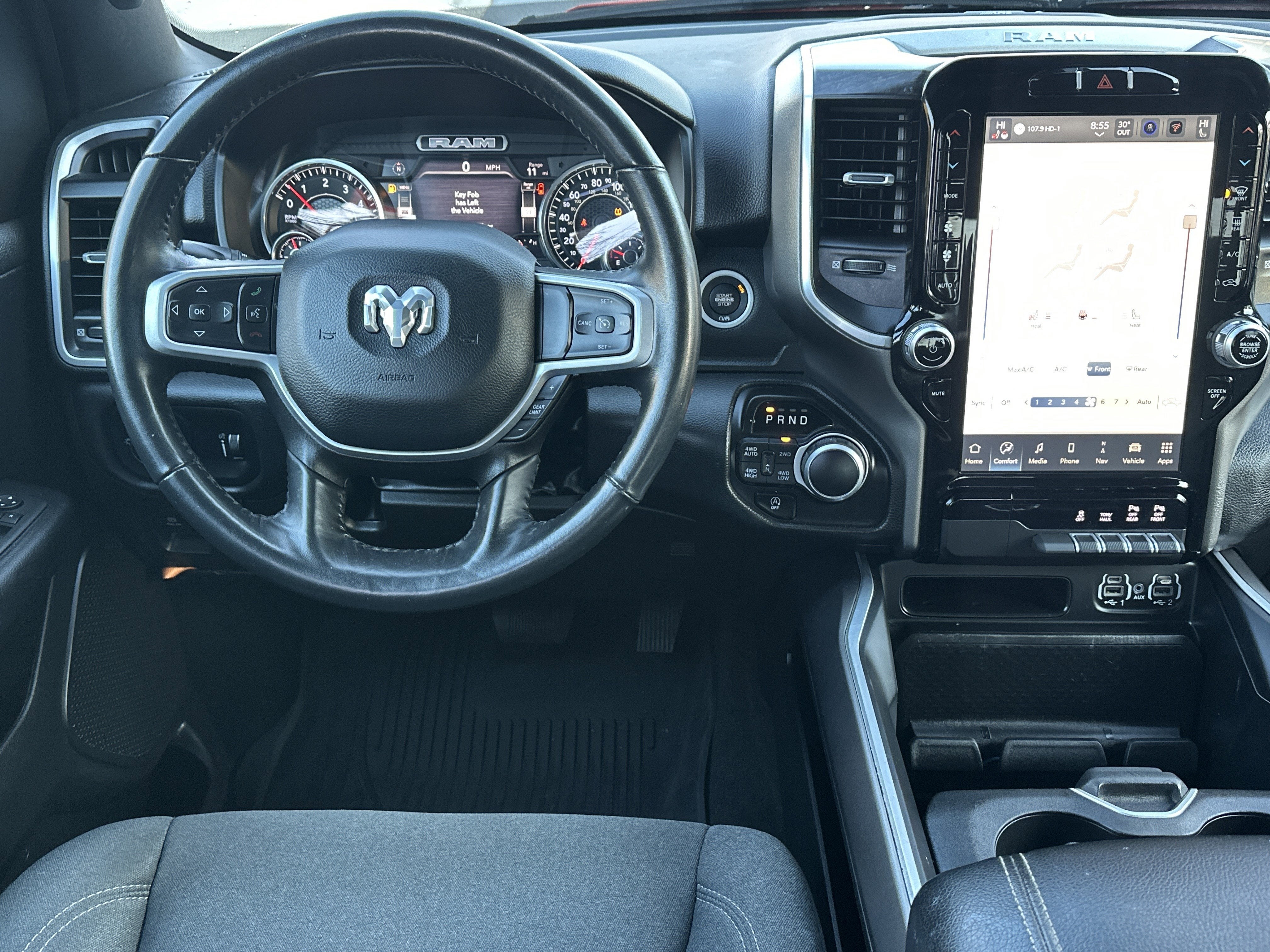 2022 RAM 1500 Big Horn Crew Cab 4x4 5'7" Box