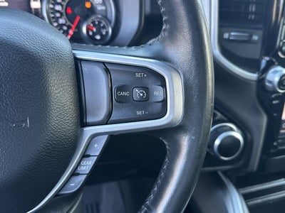 2022 RAM 1500 Big Horn Crew Cab 4x4 5'7" Box