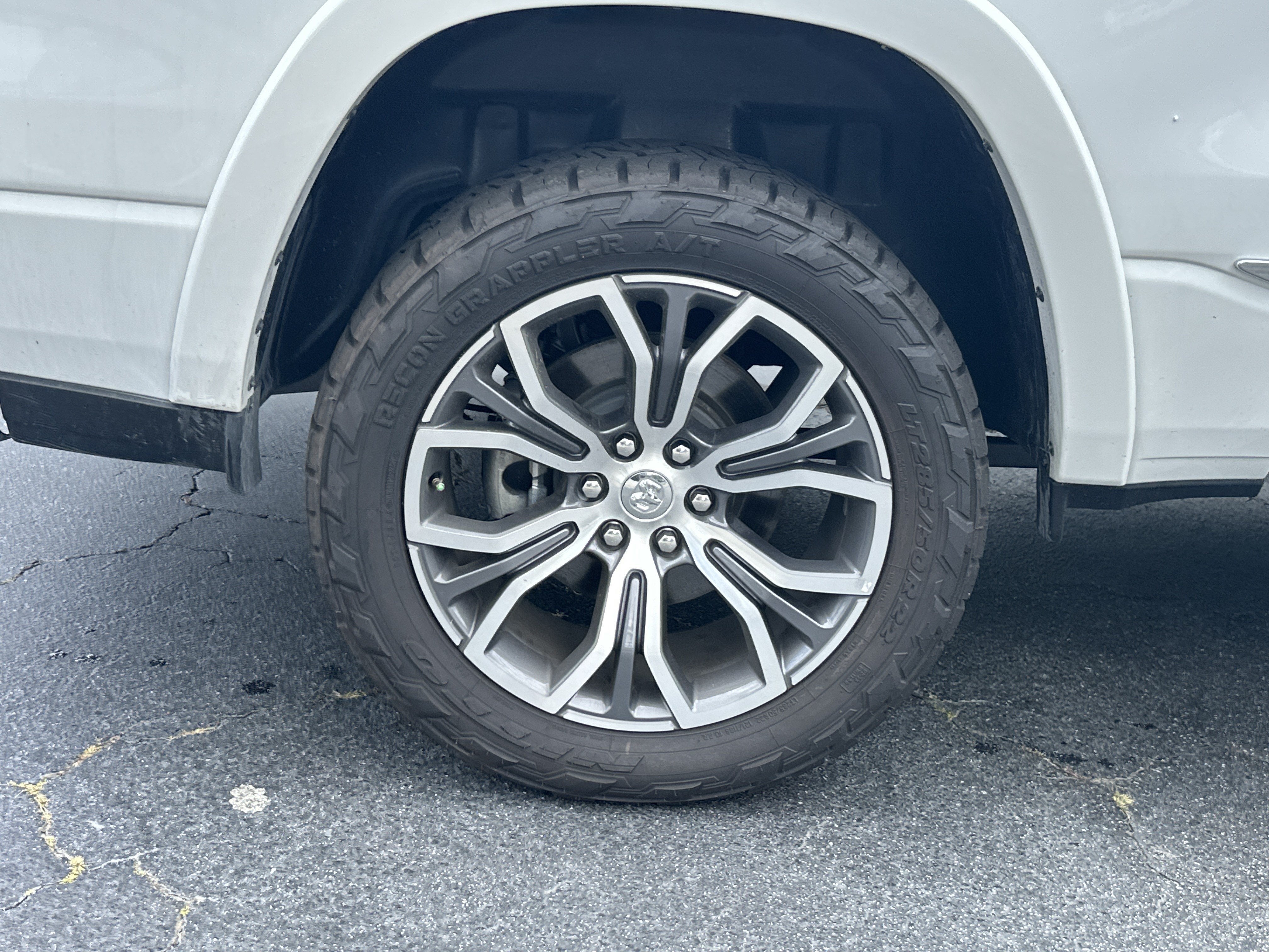 2026 RAM 1500 Tungsten Crew Cab 4x4 5'7" Box