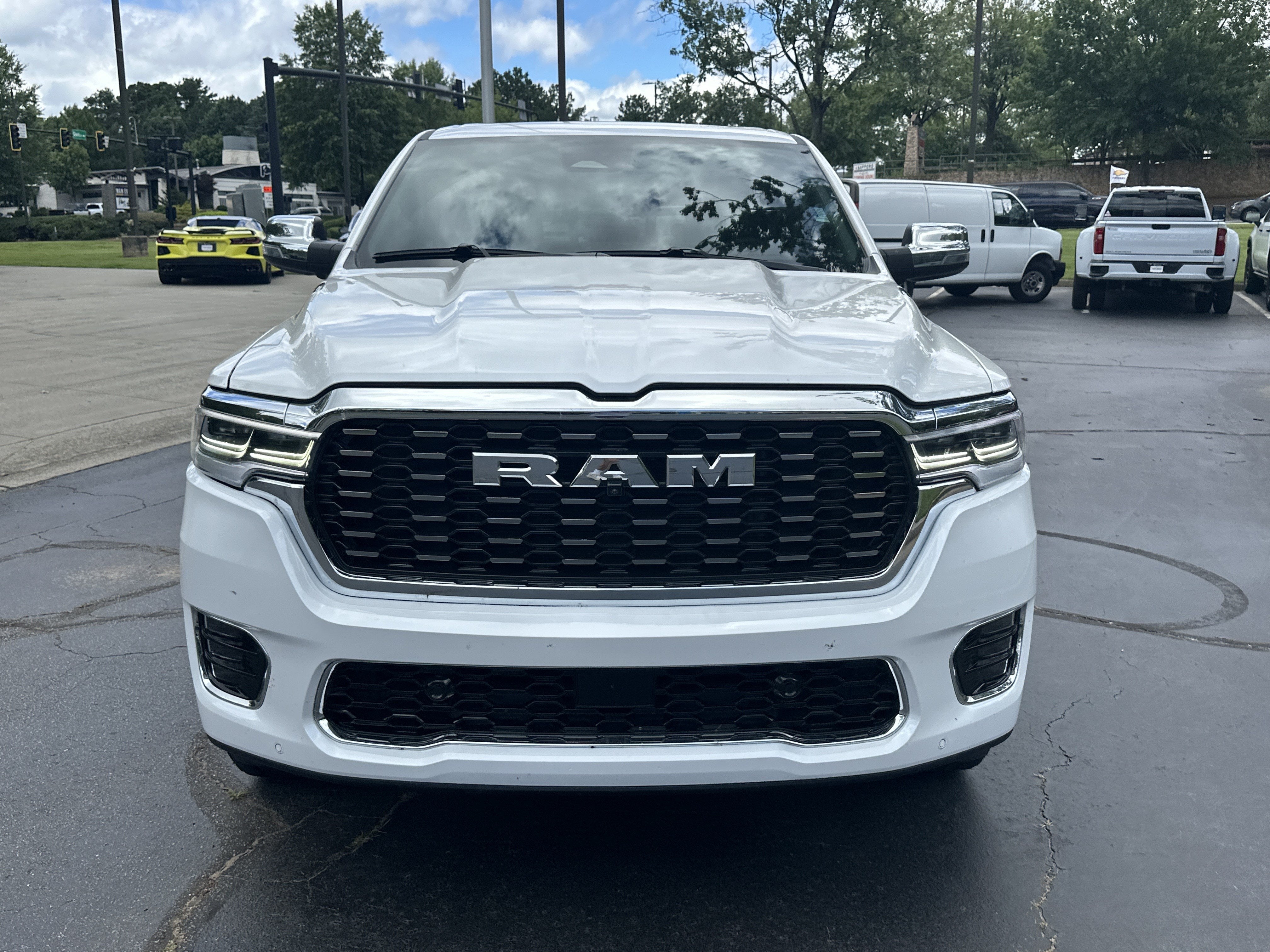 2026 RAM 1500 Tungsten Crew Cab 4x4 5'7" Box