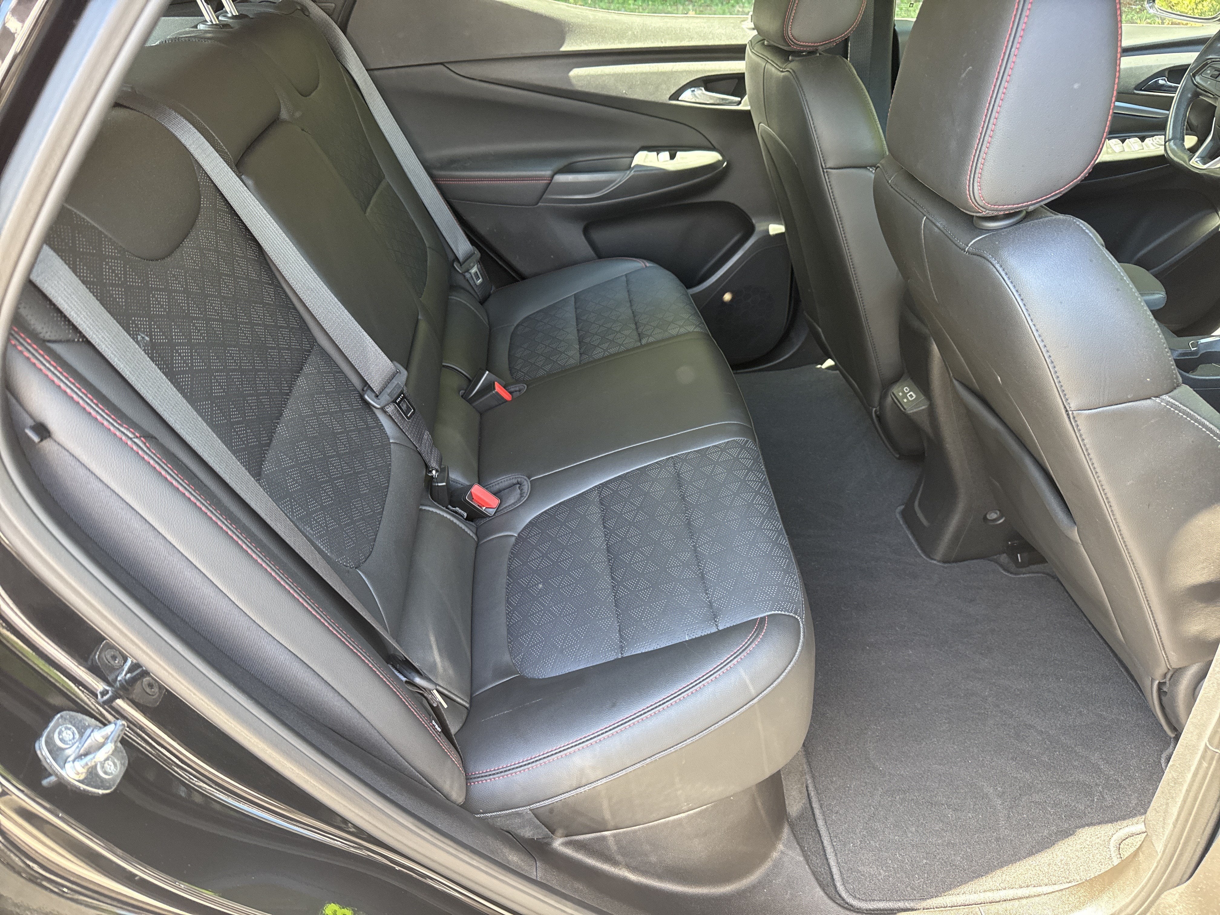 2023 Chevrolet Bolt EUV LT