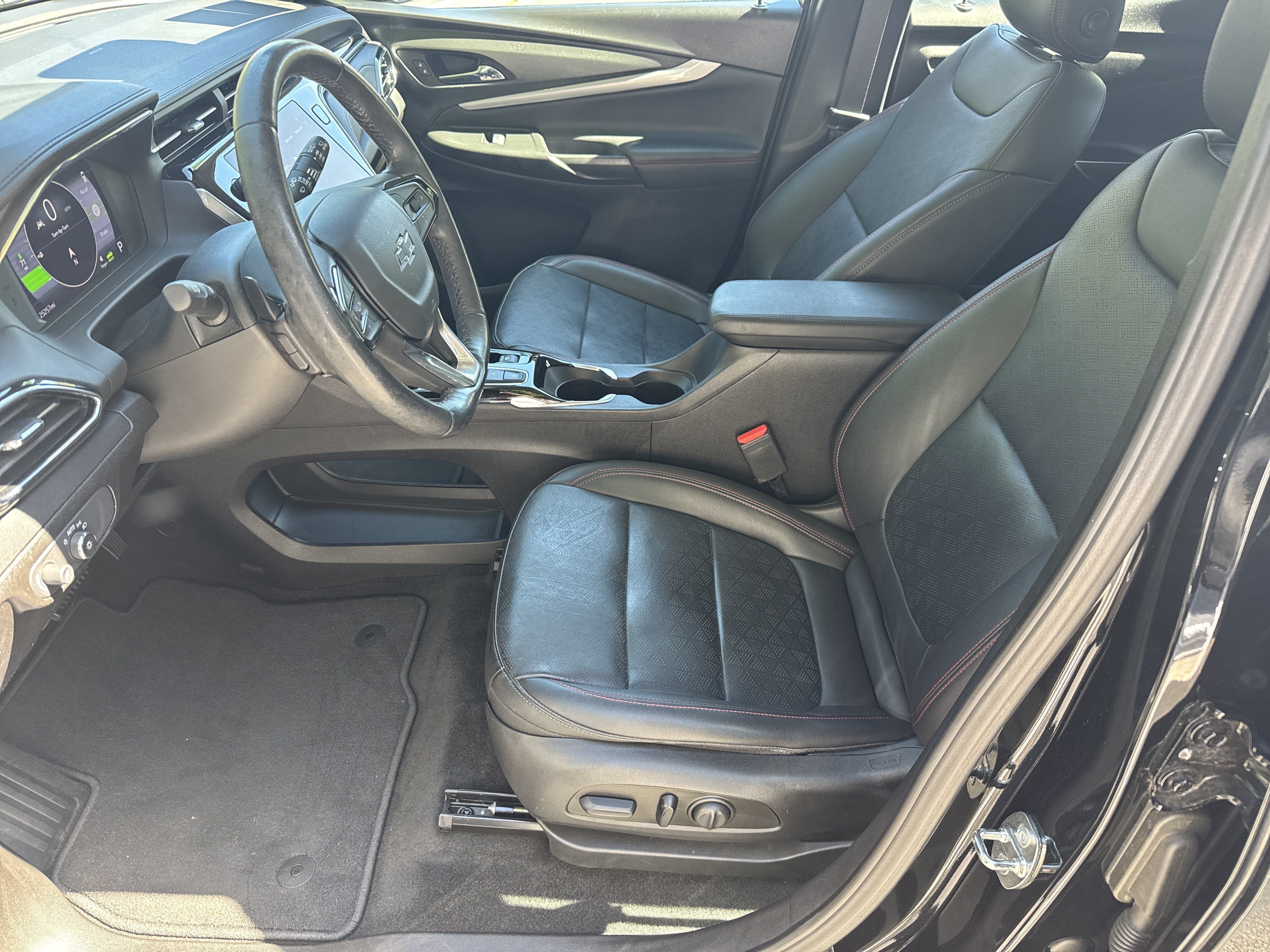 2023 Chevrolet Bolt EUV LT